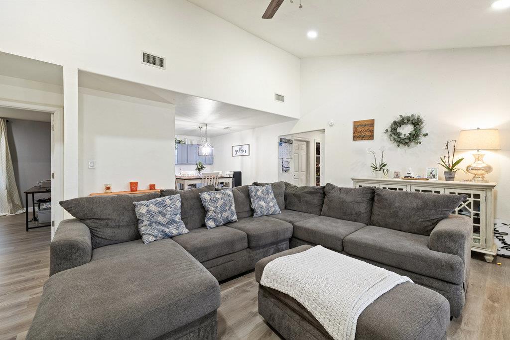 115 Rangeland Rd, Bastrop, TX 78602