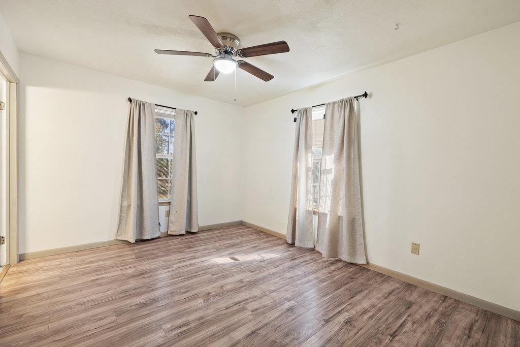 115 Rangeland Rd, Bastrop, TX 78602