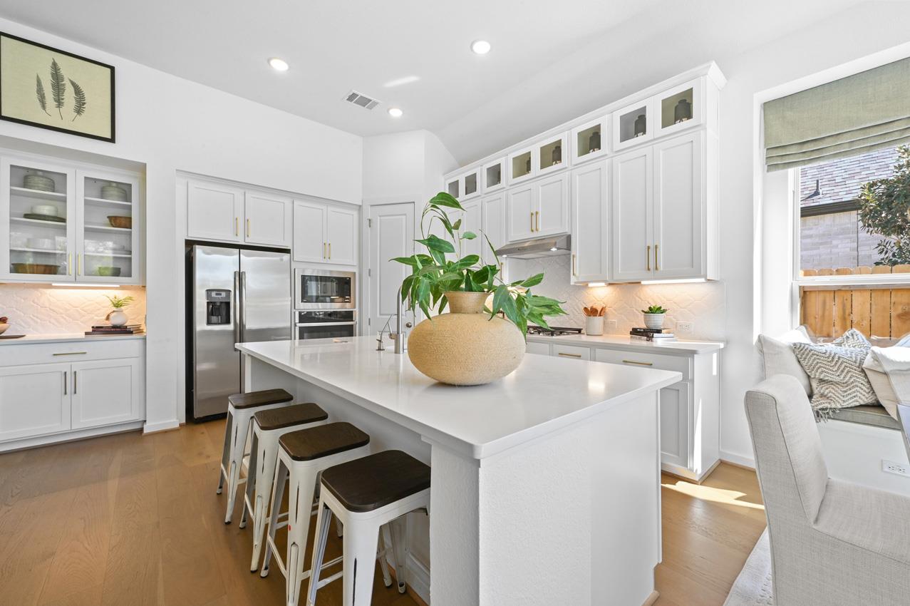 121 Mineral River Loop, Kyle, TX 78640