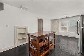 1101 Grove Blvd # 206, Austin, TX 78741