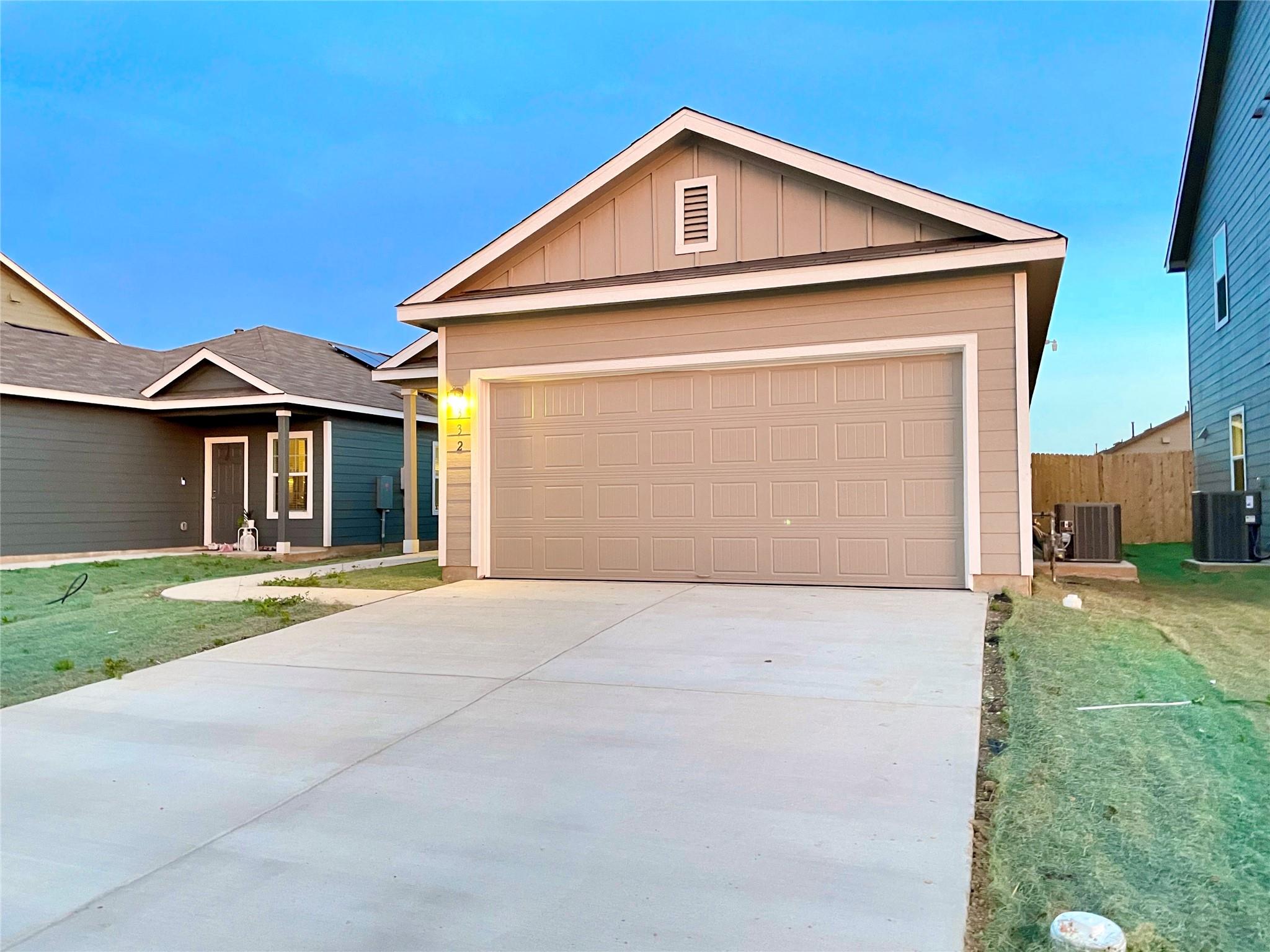 332 Amber Gln, San Marcos, TX 78656