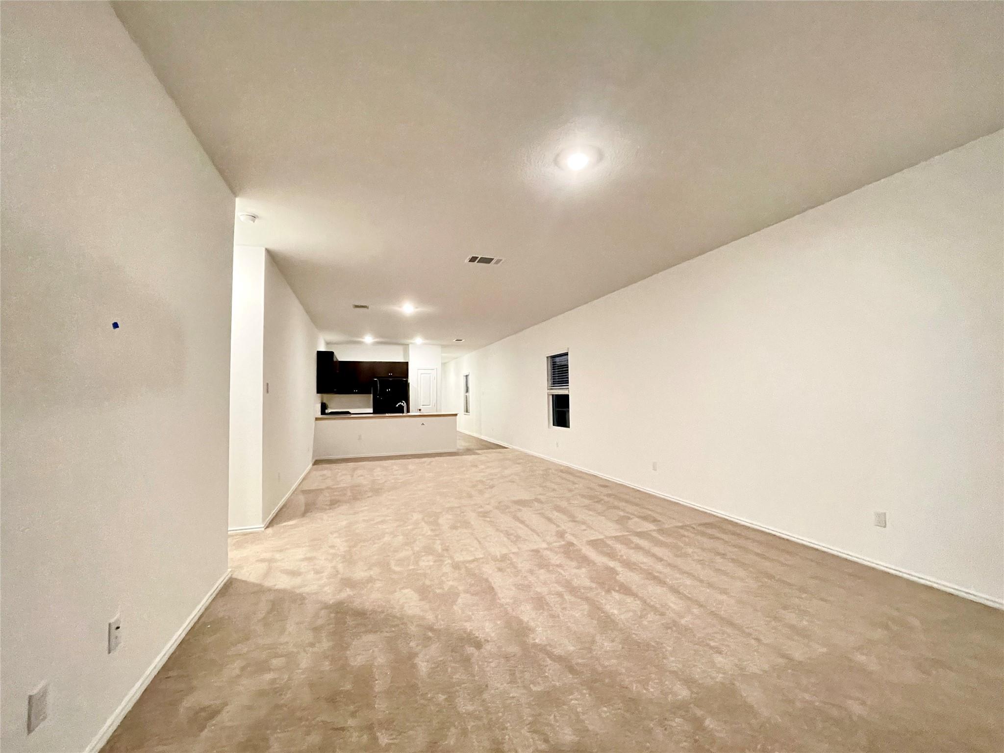 332 Amber Gln, San Marcos, TX 78656