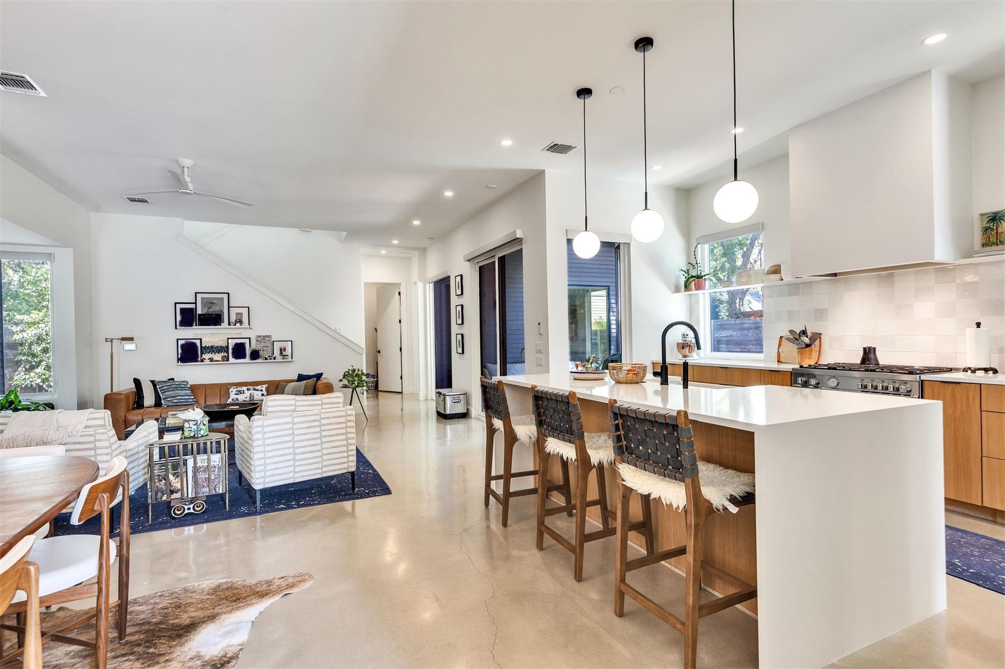 506 Powell Cir, Austin, TX 78704