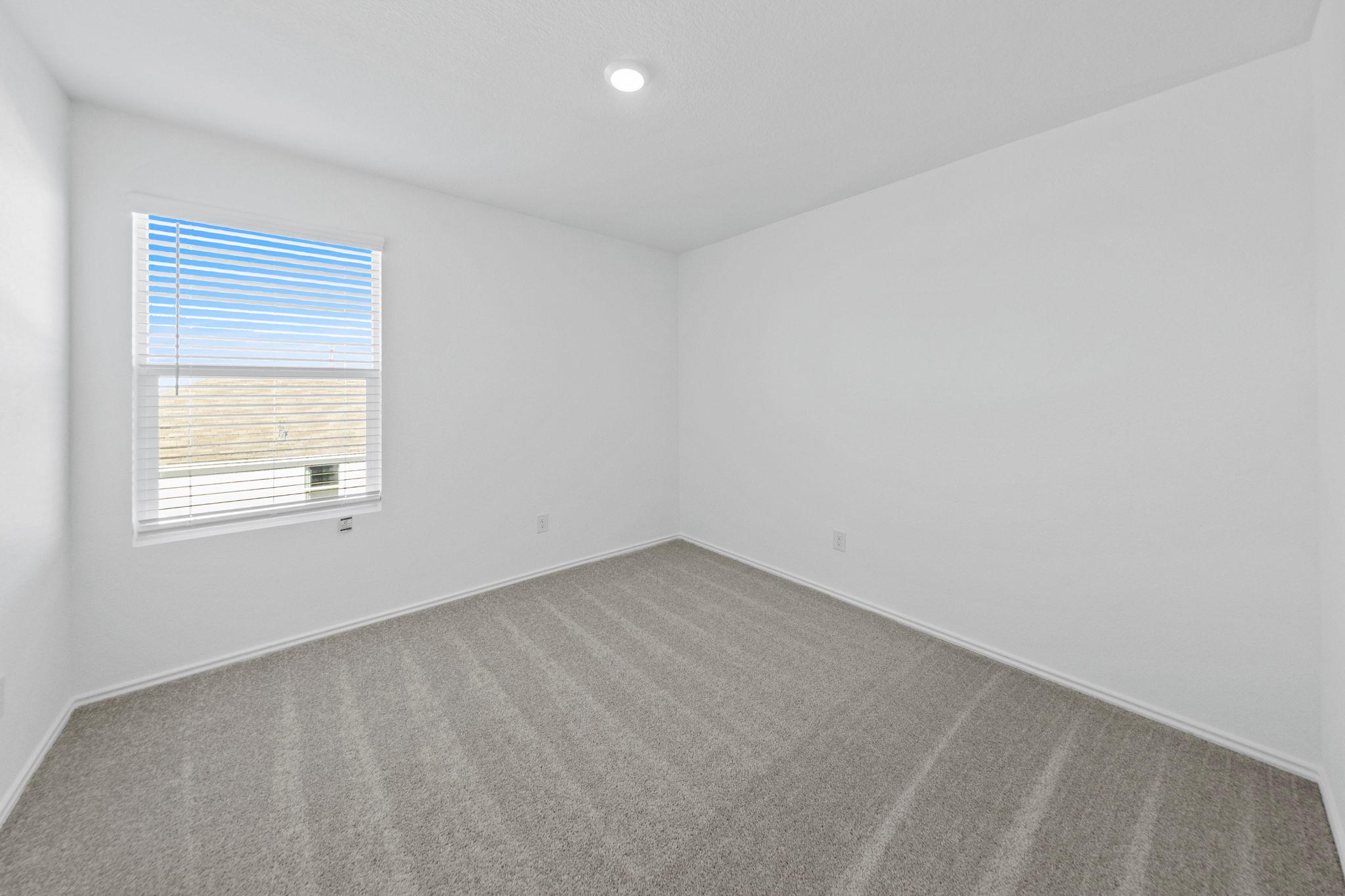 13220 Eastland Dr, Mustang Ridge, TX 78610