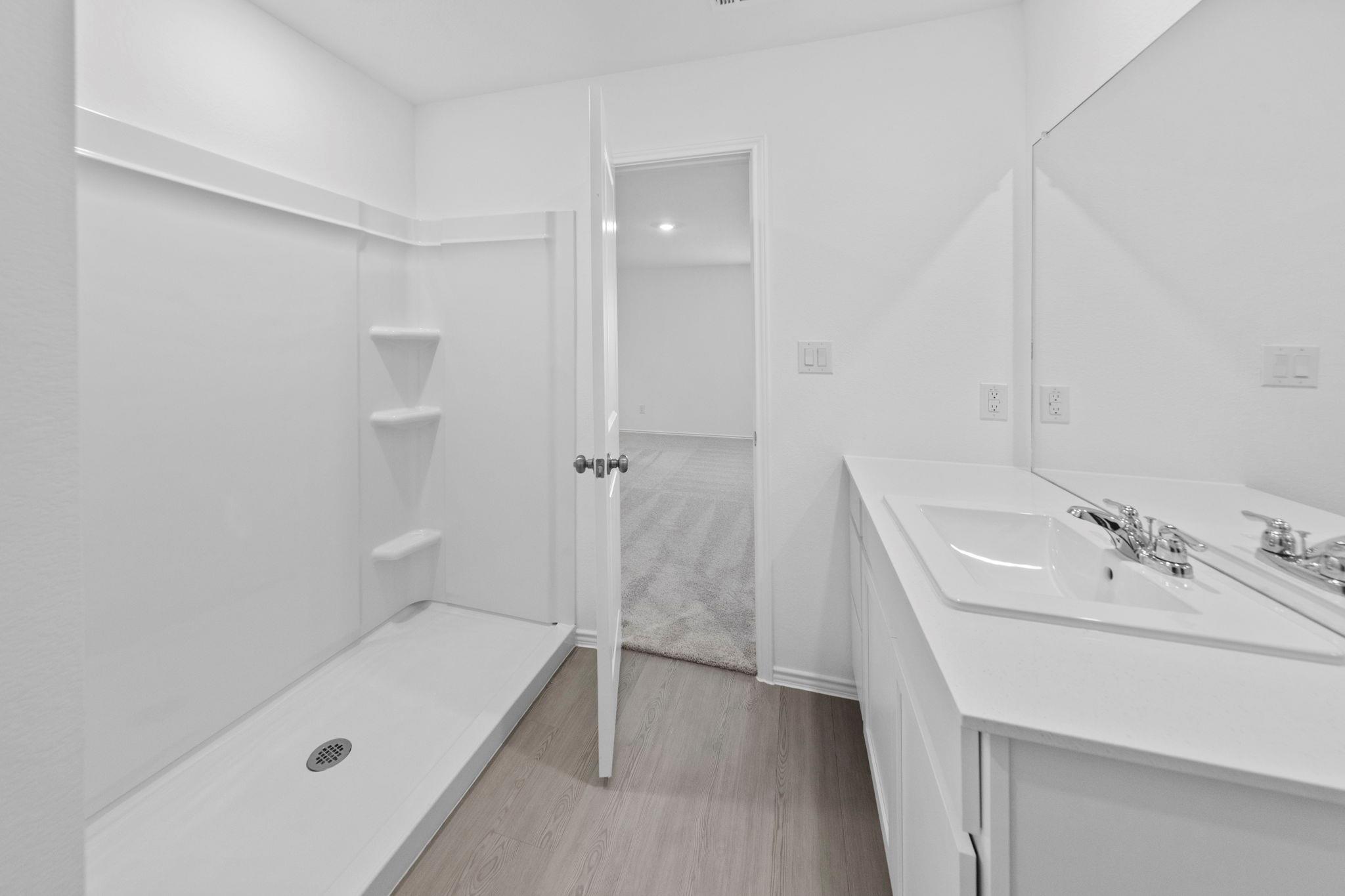 13220 Eastland Dr, Mustang Ridge, TX 78610