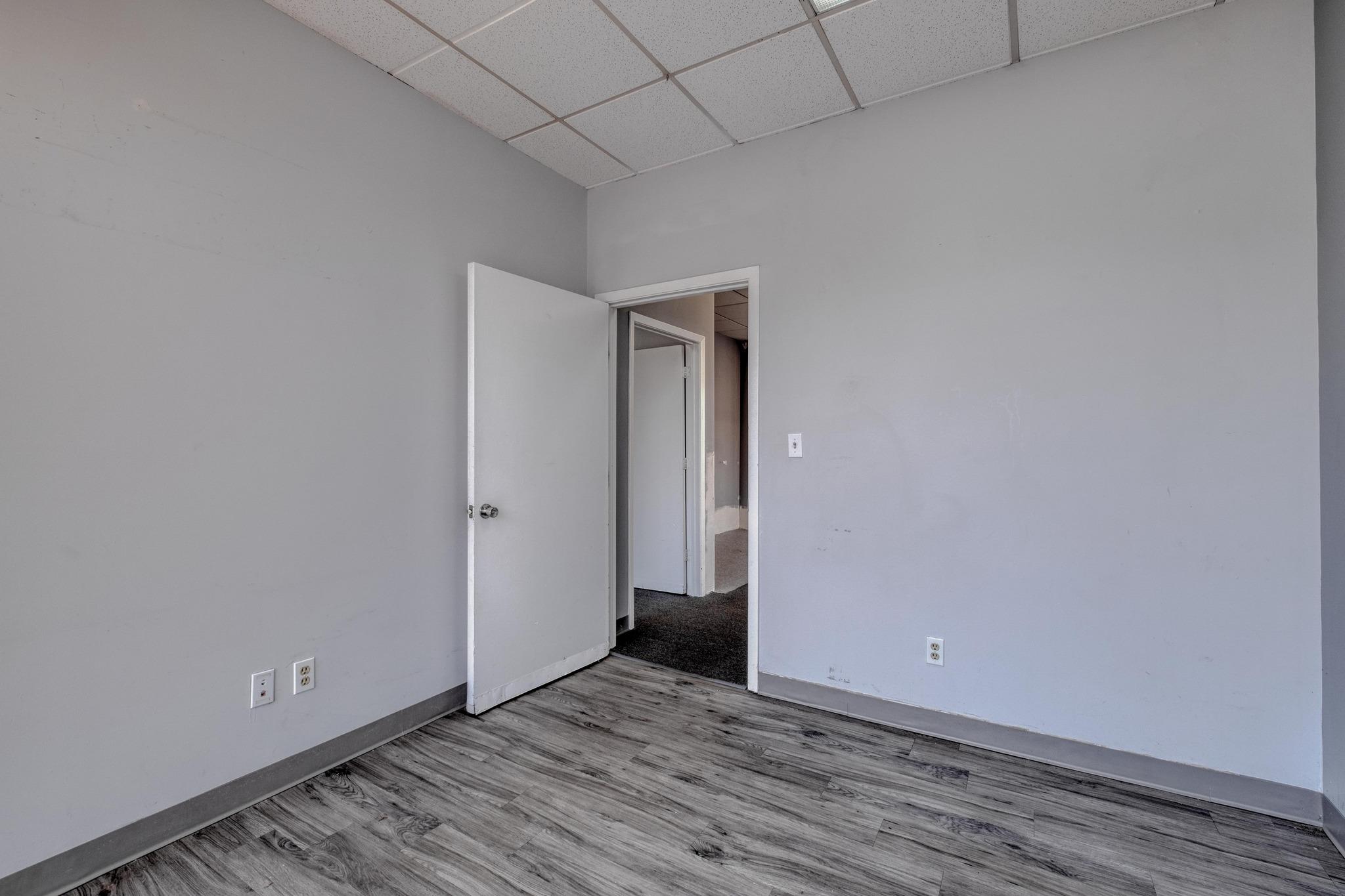 8500 Shoal Creek Blvd # 103, Austin, TX 78757