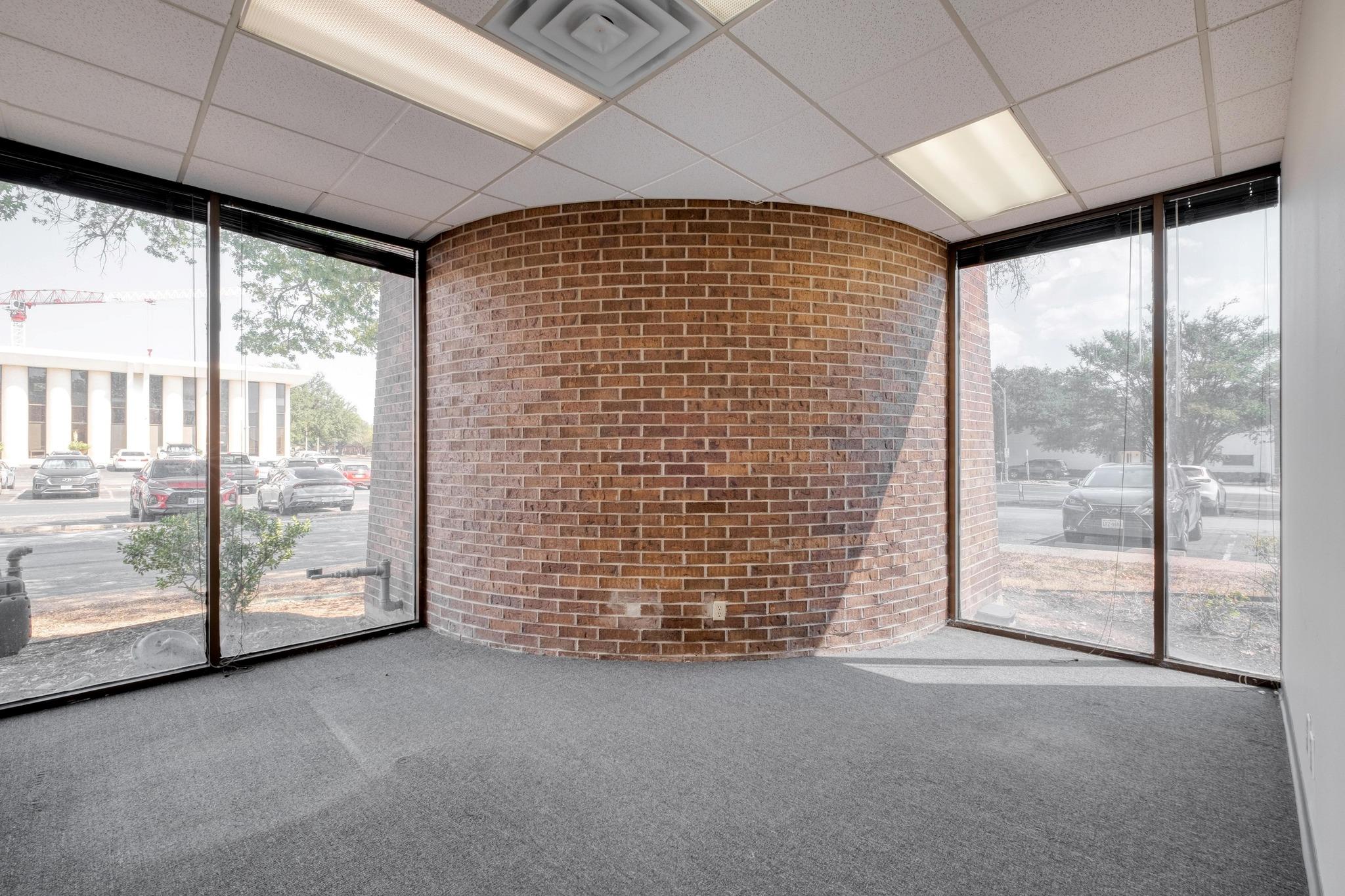 8500 Shoal Creek Blvd # 103, Austin, TX 78757