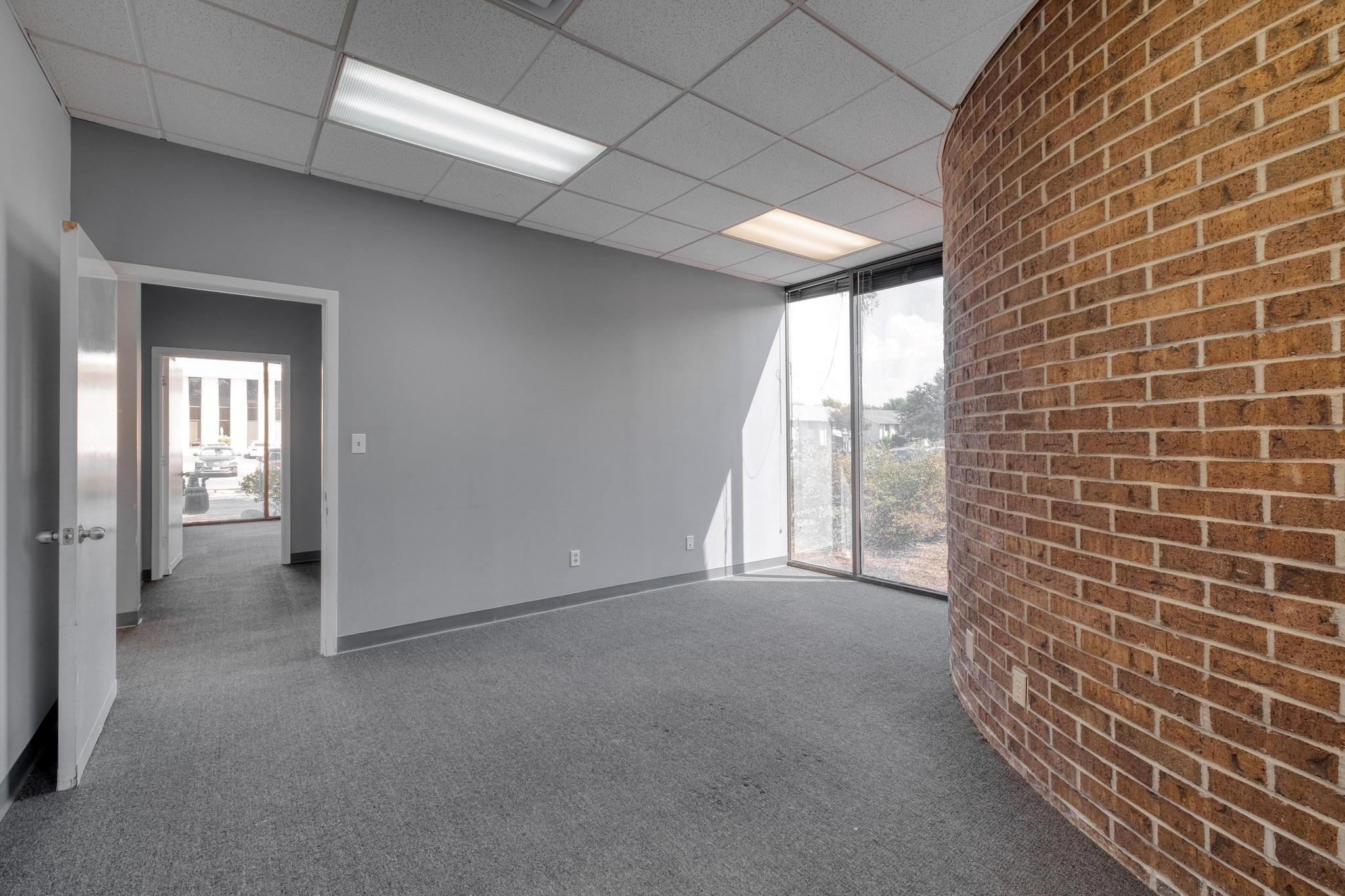 8500 Shoal Creek Blvd # 103, Austin, TX 78757