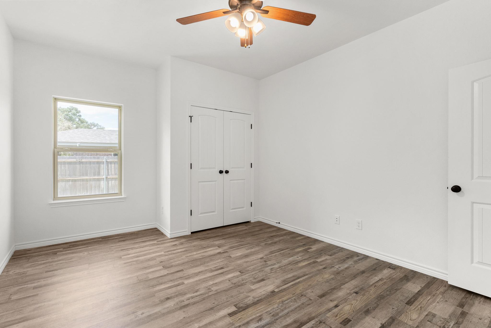 828 Elijah Ln, Lampasas, TX 76550