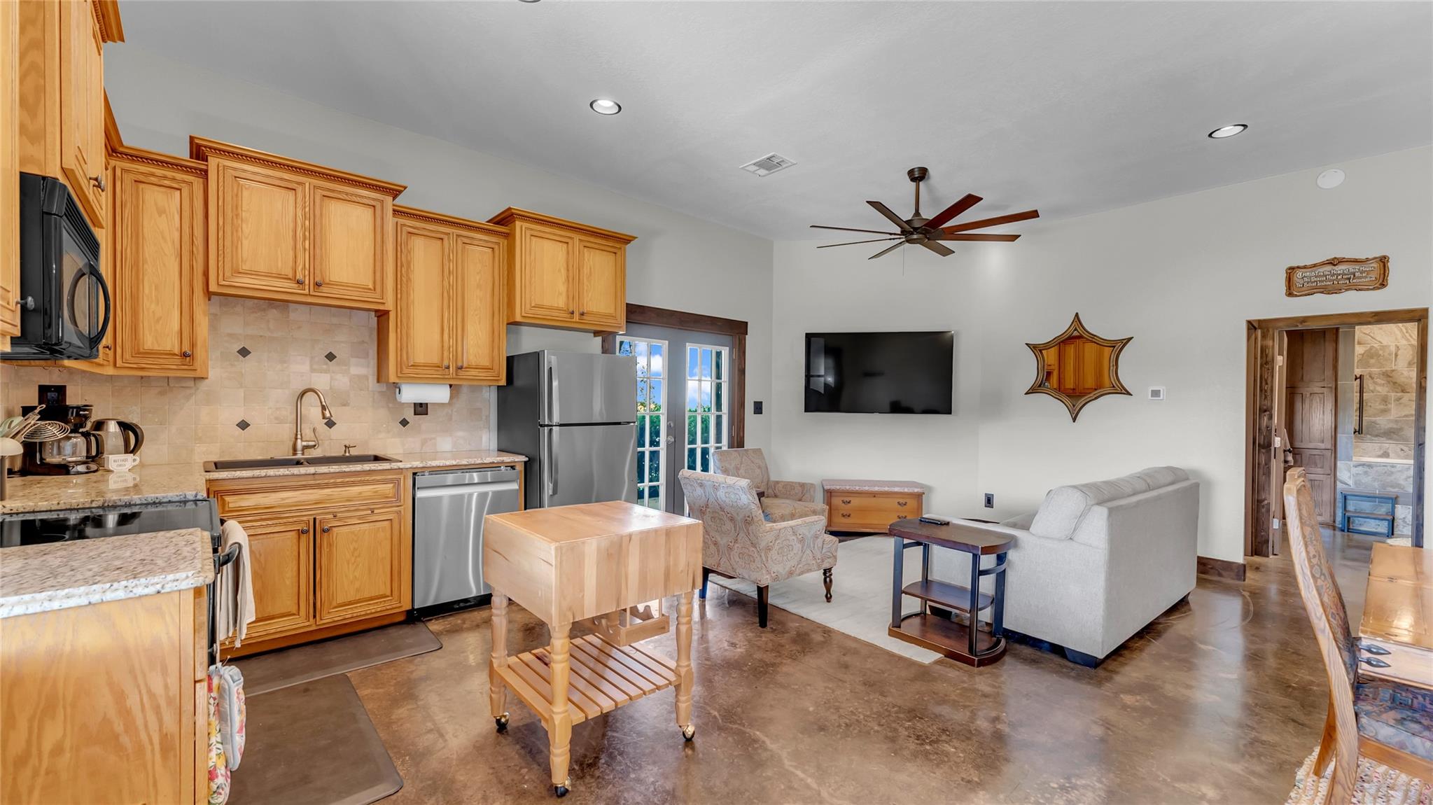 750 Marshall Rd, Bertram, TX 78605