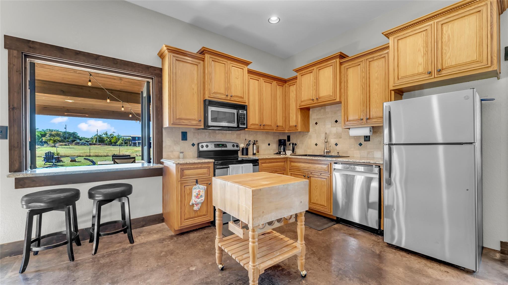 750 Marshall Rd, Bertram, TX 78605