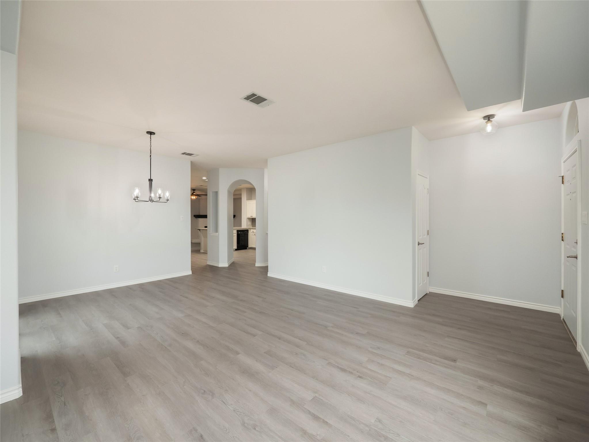 2312 Mac Arthur Ave, Lago Vista, TX 78645