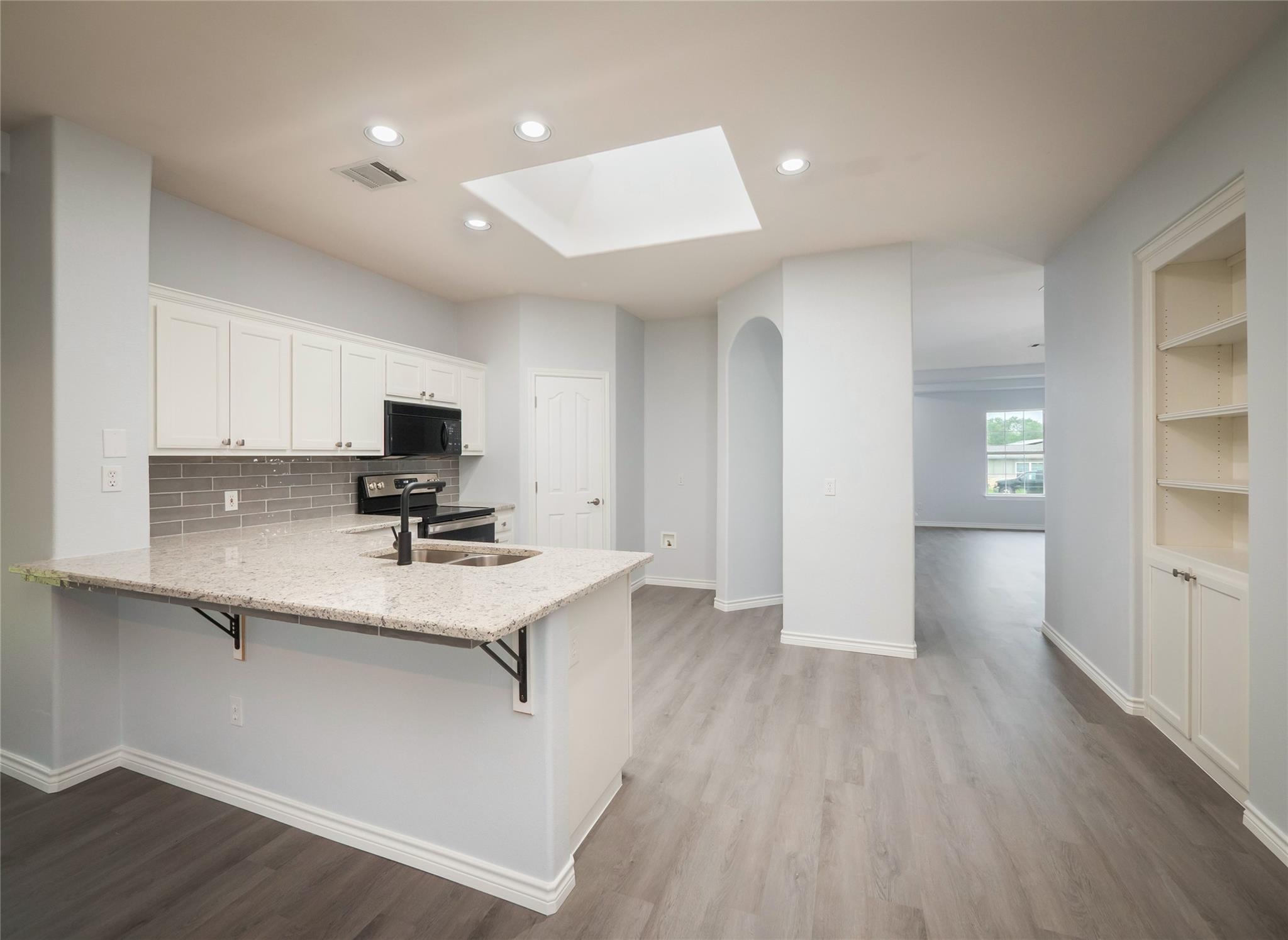 2312 Mac Arthur Ave, Lago Vista, TX 78645