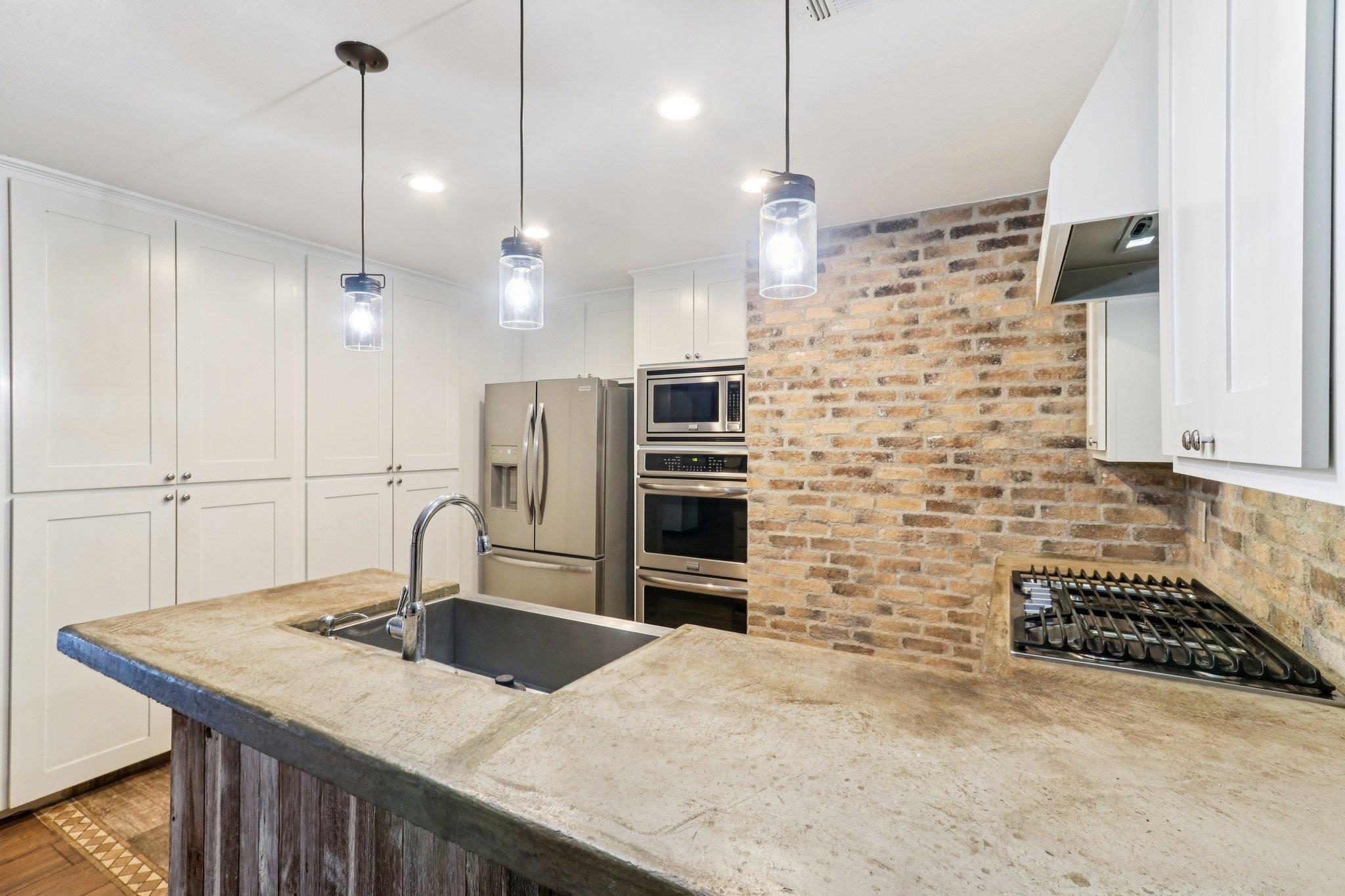 24369-2 Bingham Creek Rd # 12, Leander, TX 78641