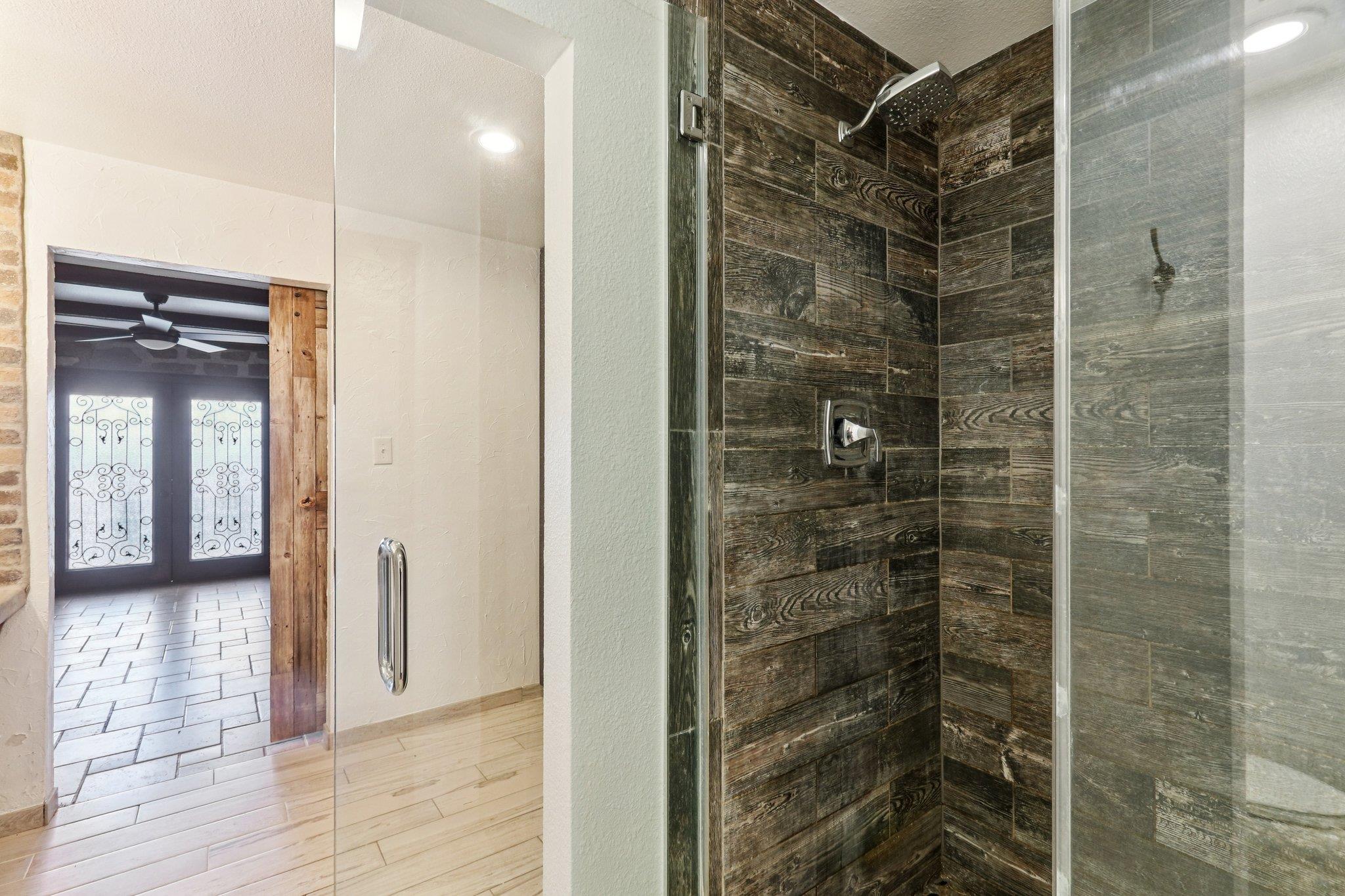 24369-2 Bingham Creek Rd # 12, Leander, TX 78641