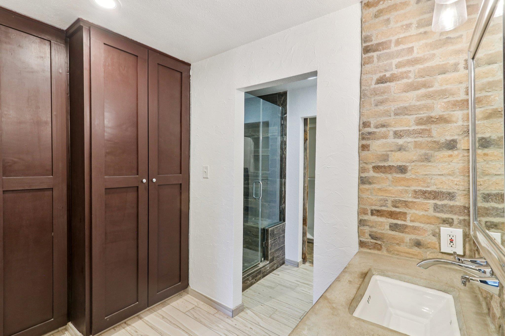 24369-2 Bingham Creek Rd # 12, Leander, TX 78641