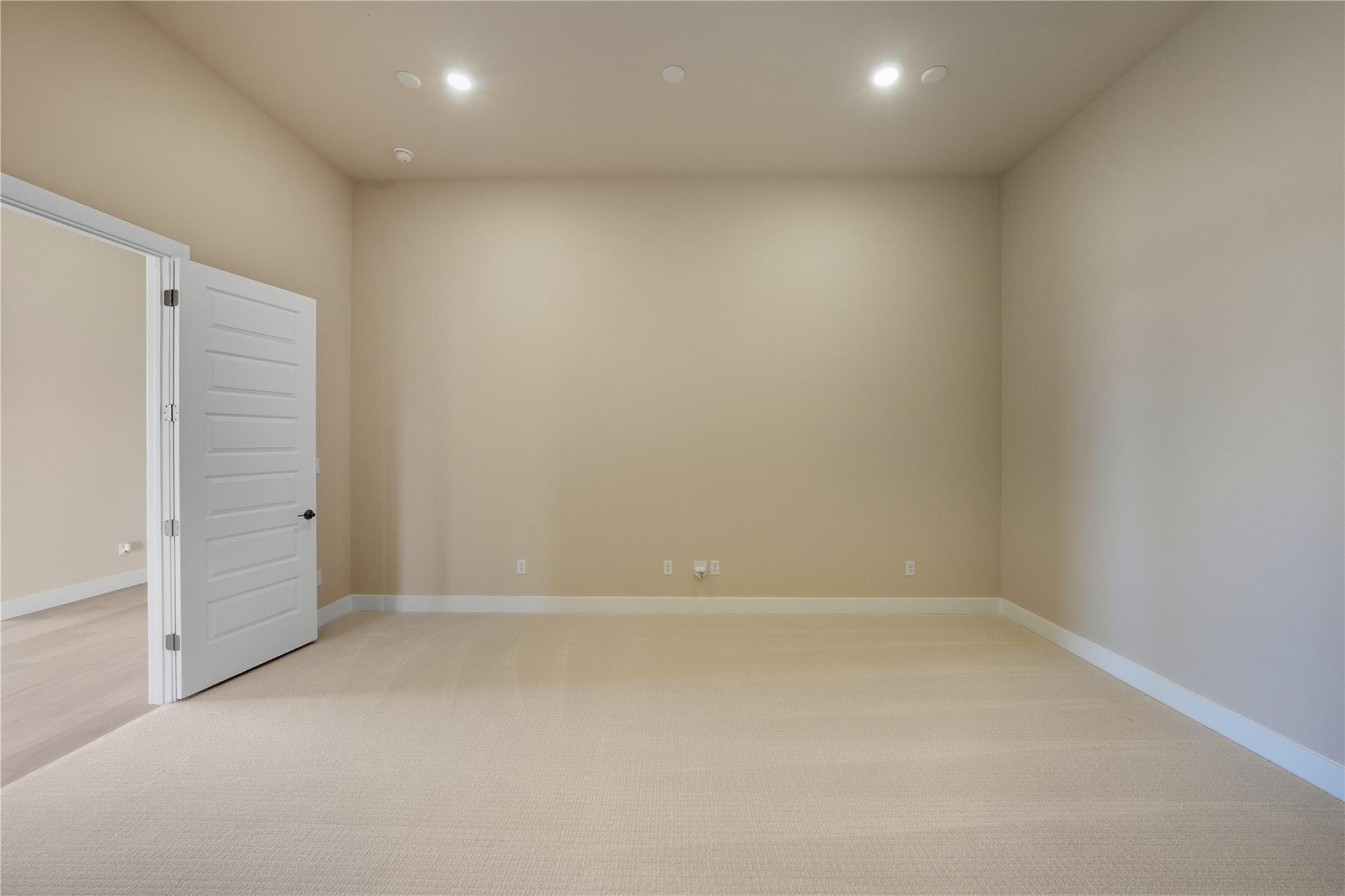 1209 Doelling Dr, Florence, TX 76527