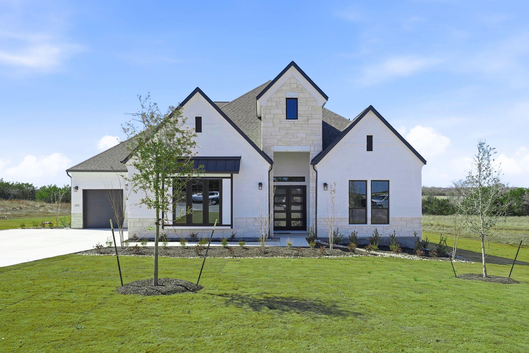 1209 Doelling Dr, Florence, TX 76527