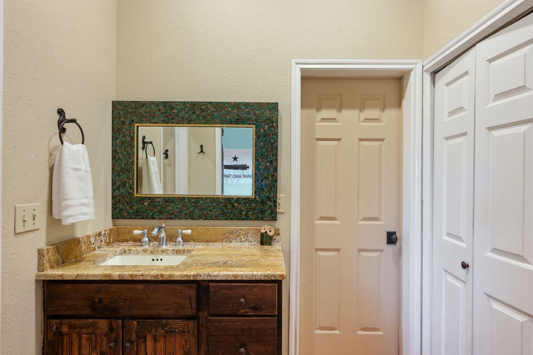 124 Hoskins Trail Trl, Boerne, TX 78006