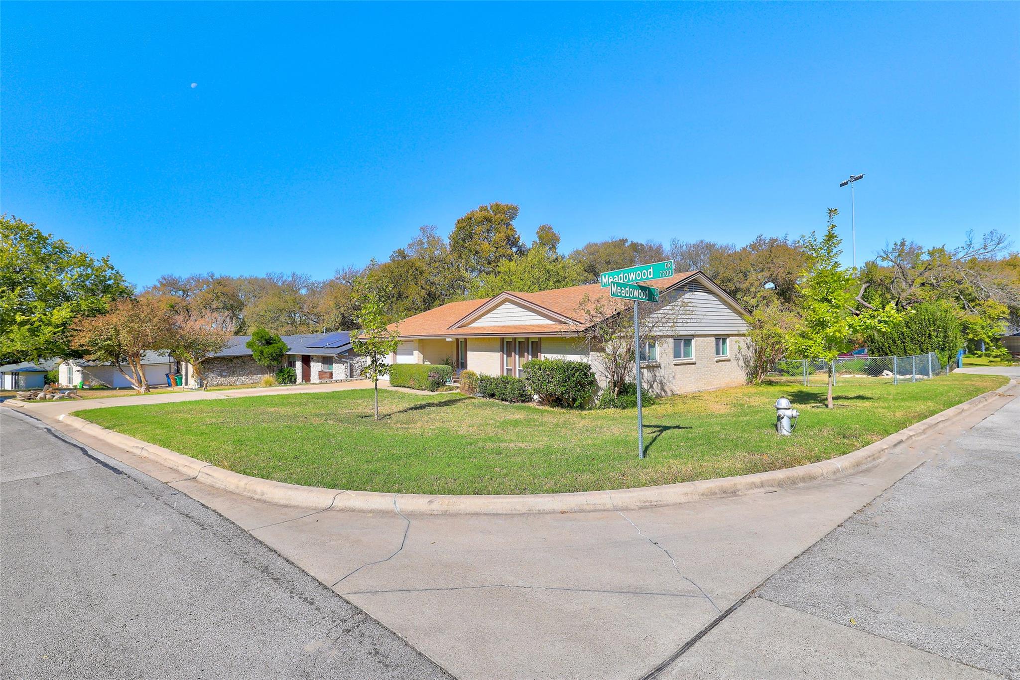 7210 Meadowood Dr, Austin, TX 78723