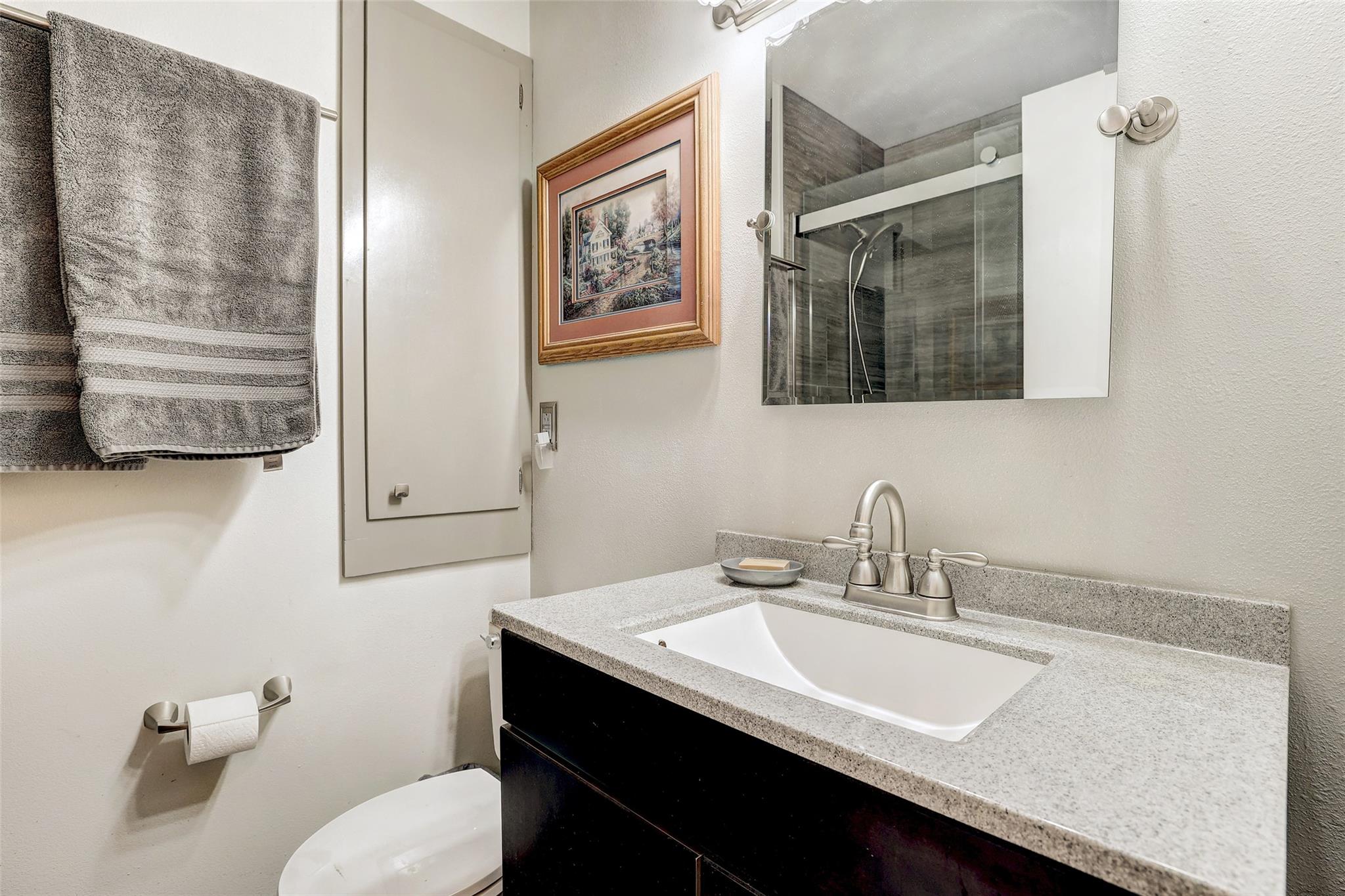 7210 Meadowood Dr, Austin, TX 78723