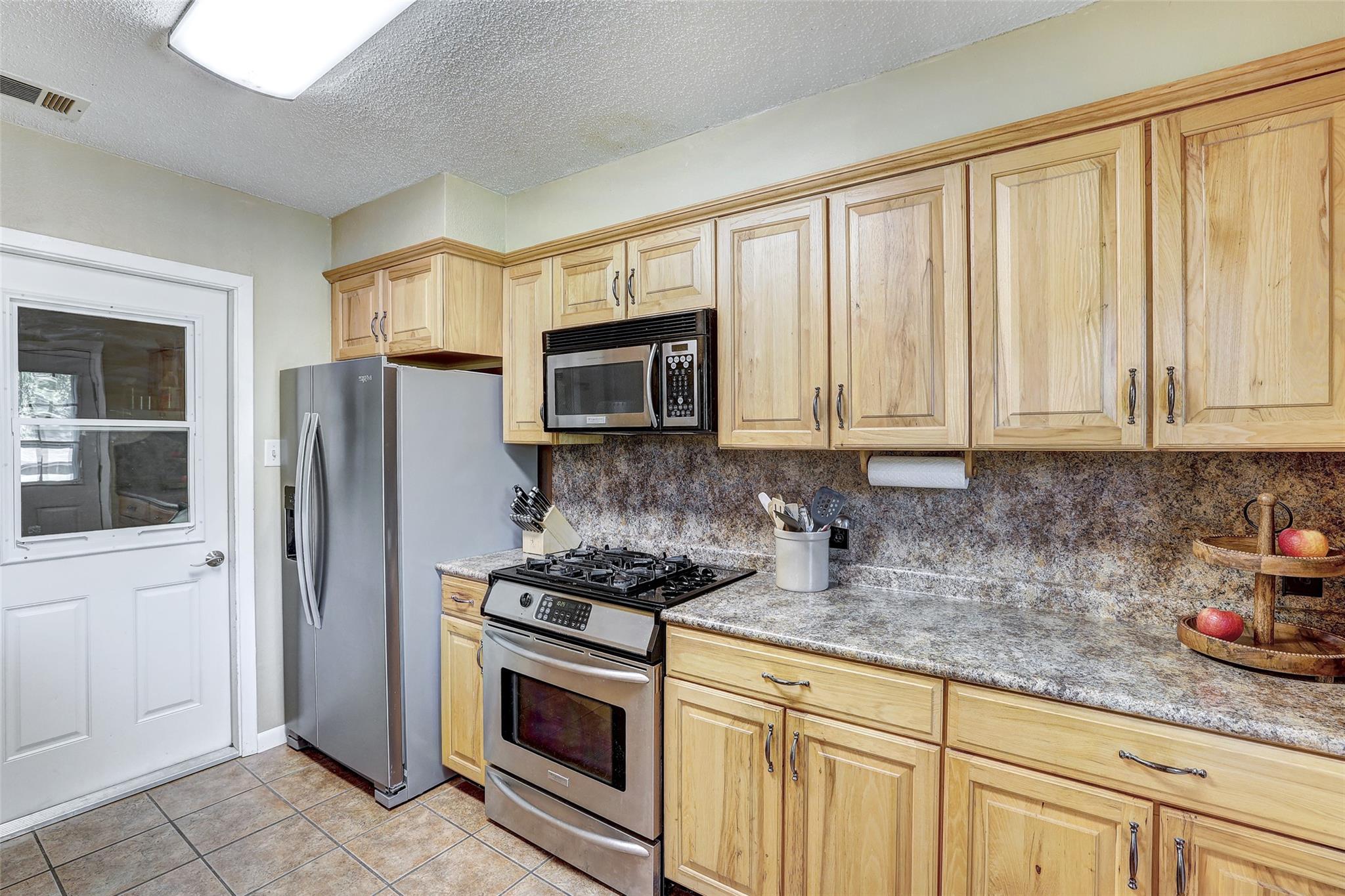 7210 Meadowood Dr, Austin, TX 78723