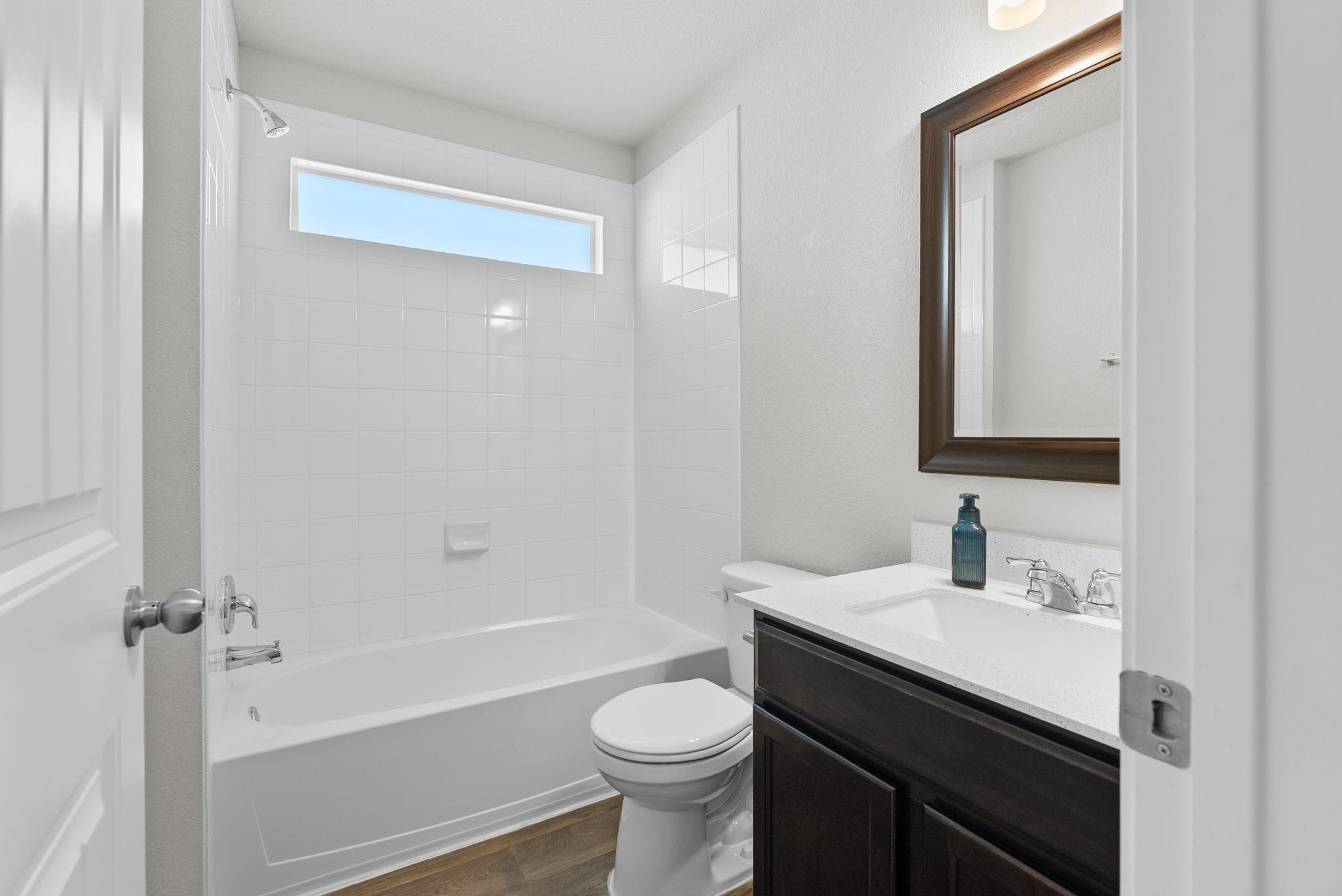 124 Harlan Dr, Hutto, TX 78634