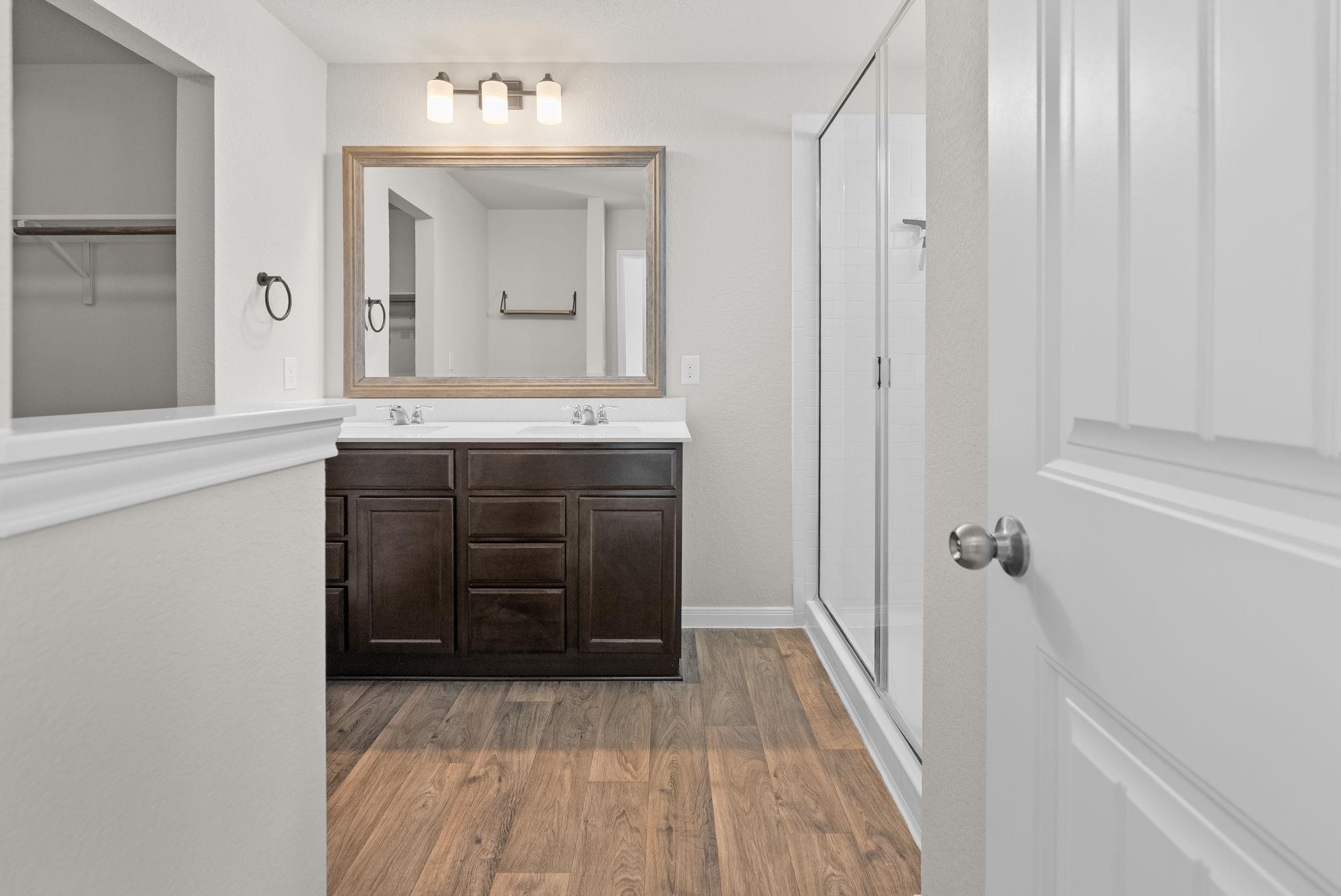 124 Harlan Dr, Hutto, TX 78634