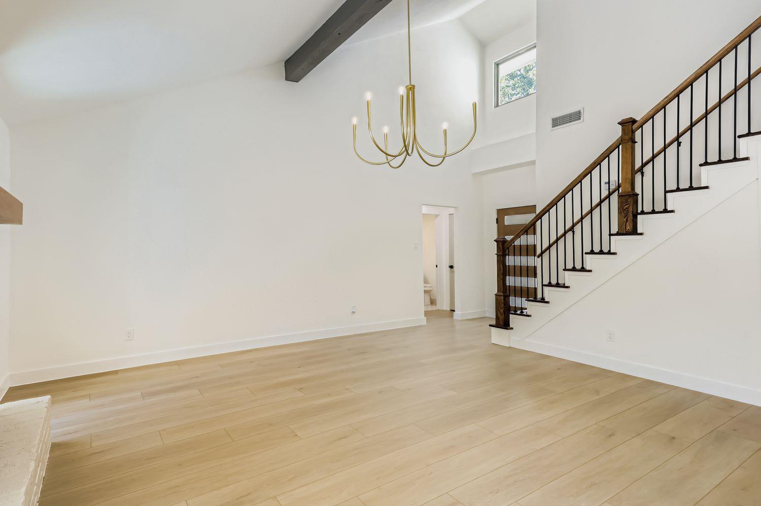 10407 Robinwood Cir, Austin, TX 78758