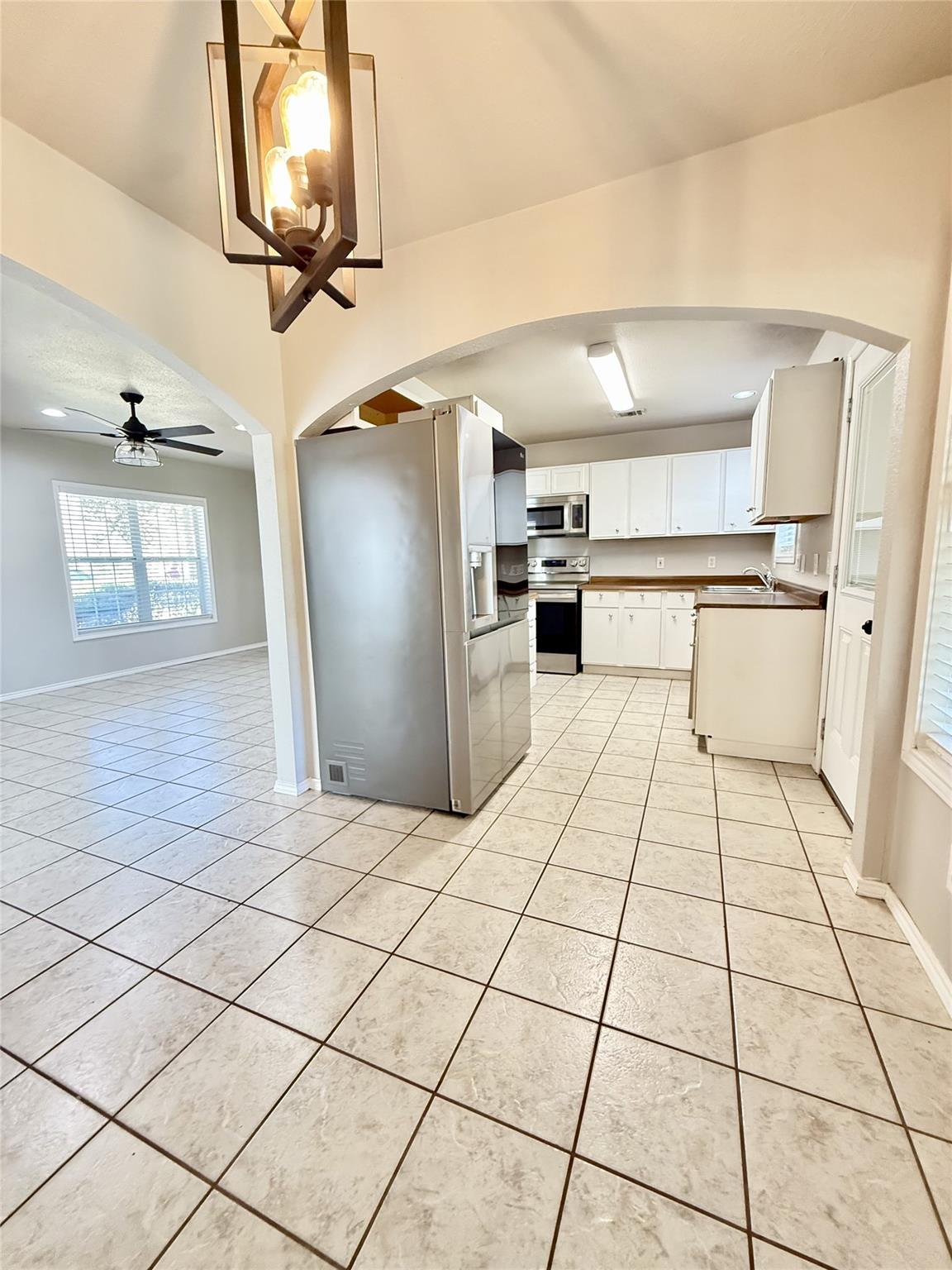 1403 Alcoa Ave, Rockdale, TX 76567