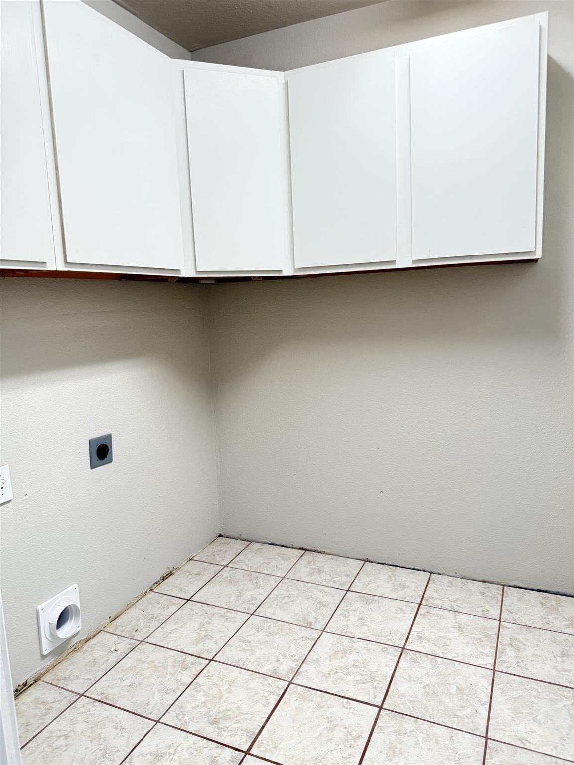 1403 Alcoa Ave, Rockdale, TX 76567