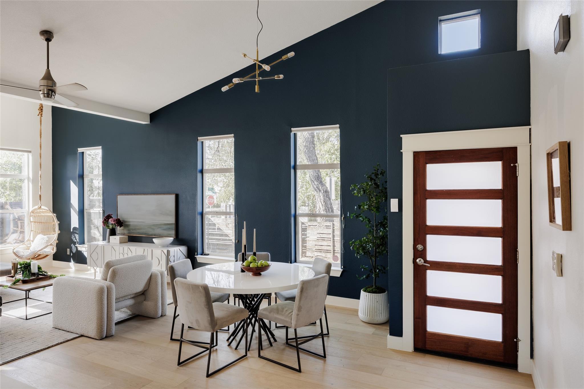 1205 McKinley Ave, Austin, TX 78702