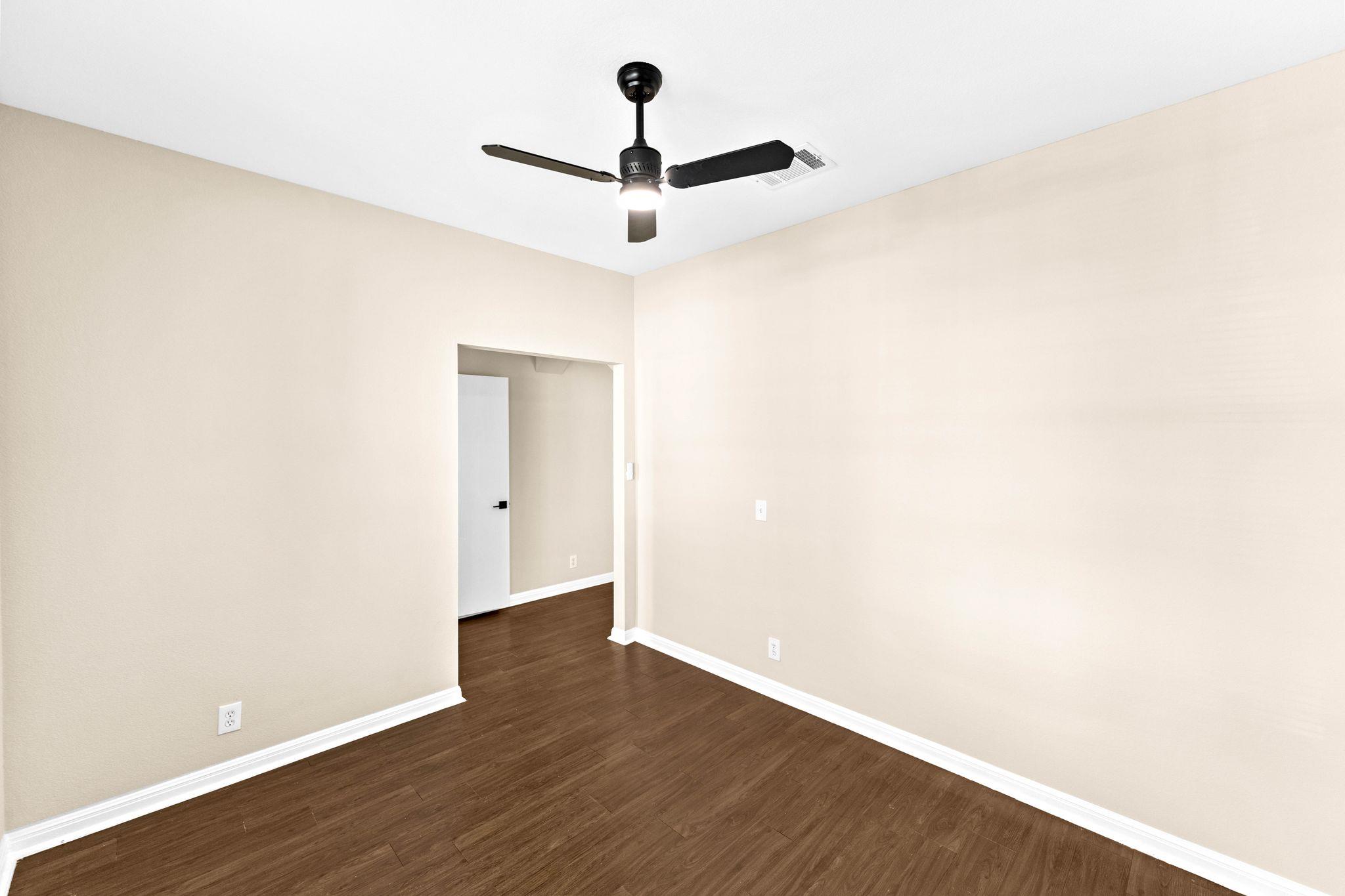 4711 Lake Champlain Ln # 164, Austin, TX 78754