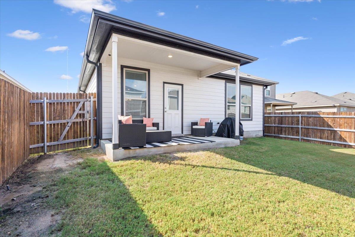 129 Bracken Fern Ln, Georgetown, TX 78626