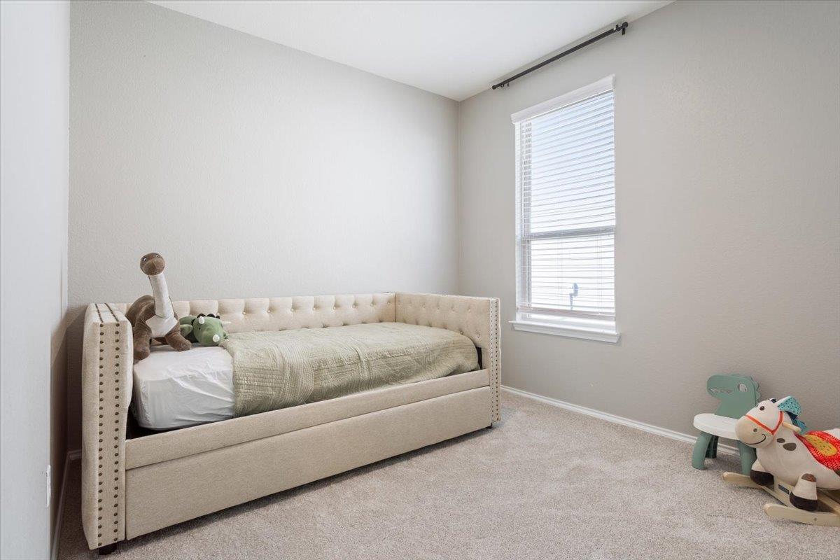 129 Bracken Fern Ln, Georgetown, TX 78626