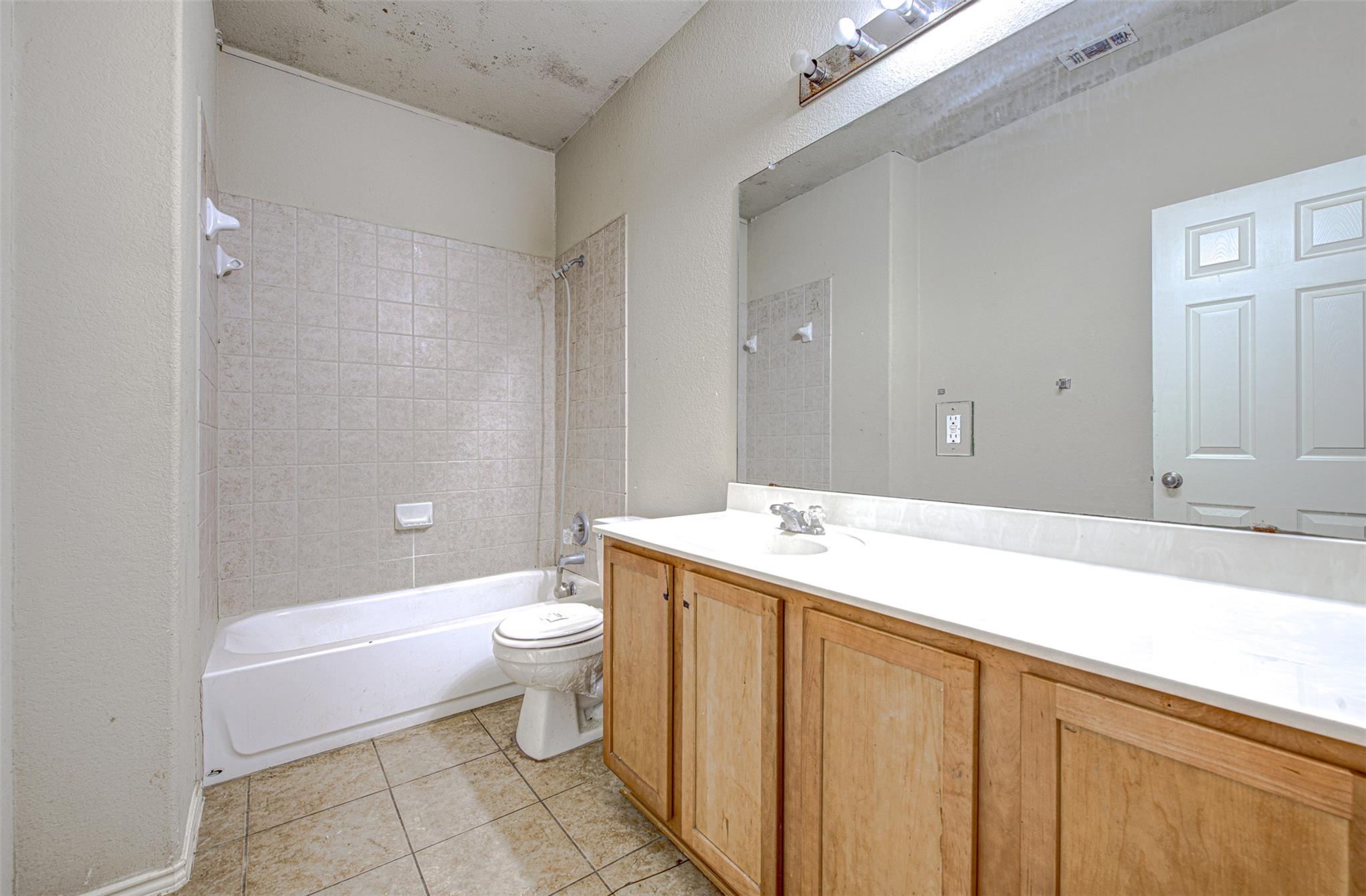 381 Tranquility Mtn, Buda, TX 78610