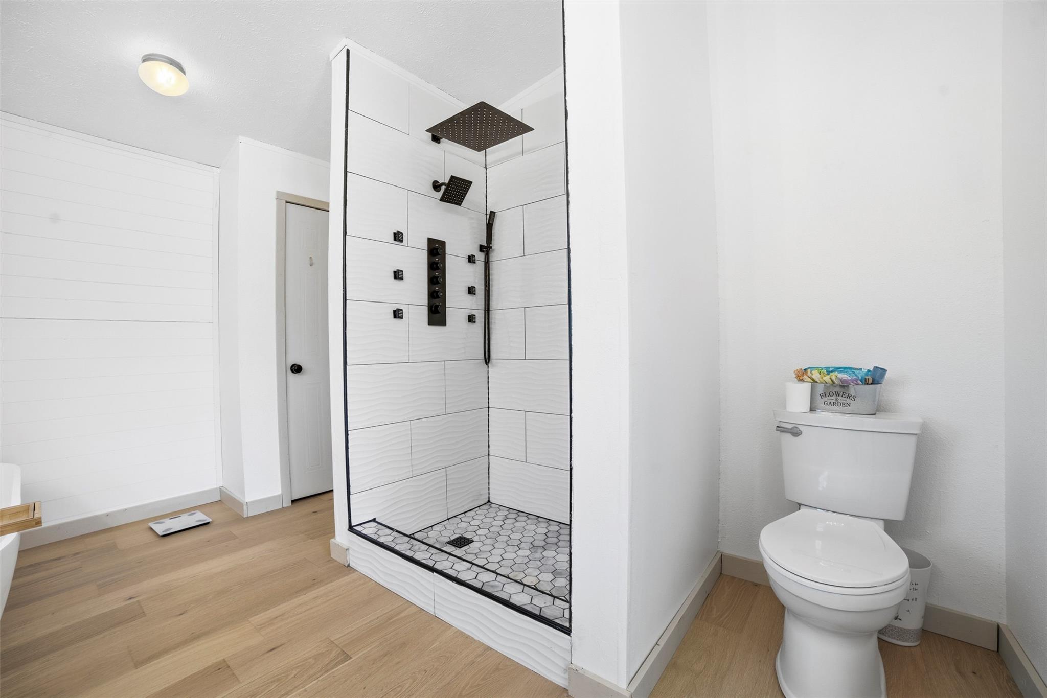 4048 Sutherland Springs Rd, Seguin, TX 78155