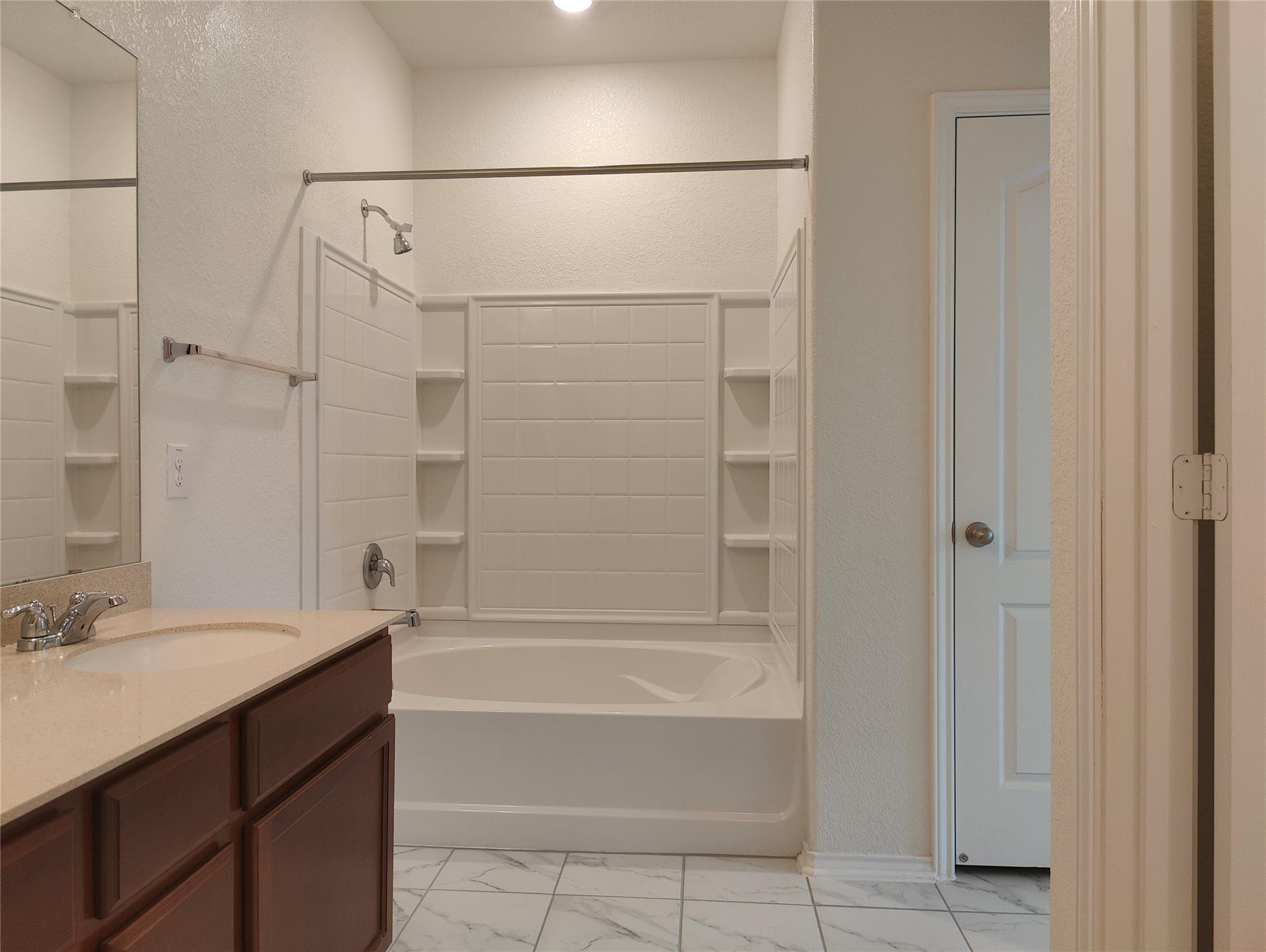 7829 Crystalbrook W, Austin, TX 78724