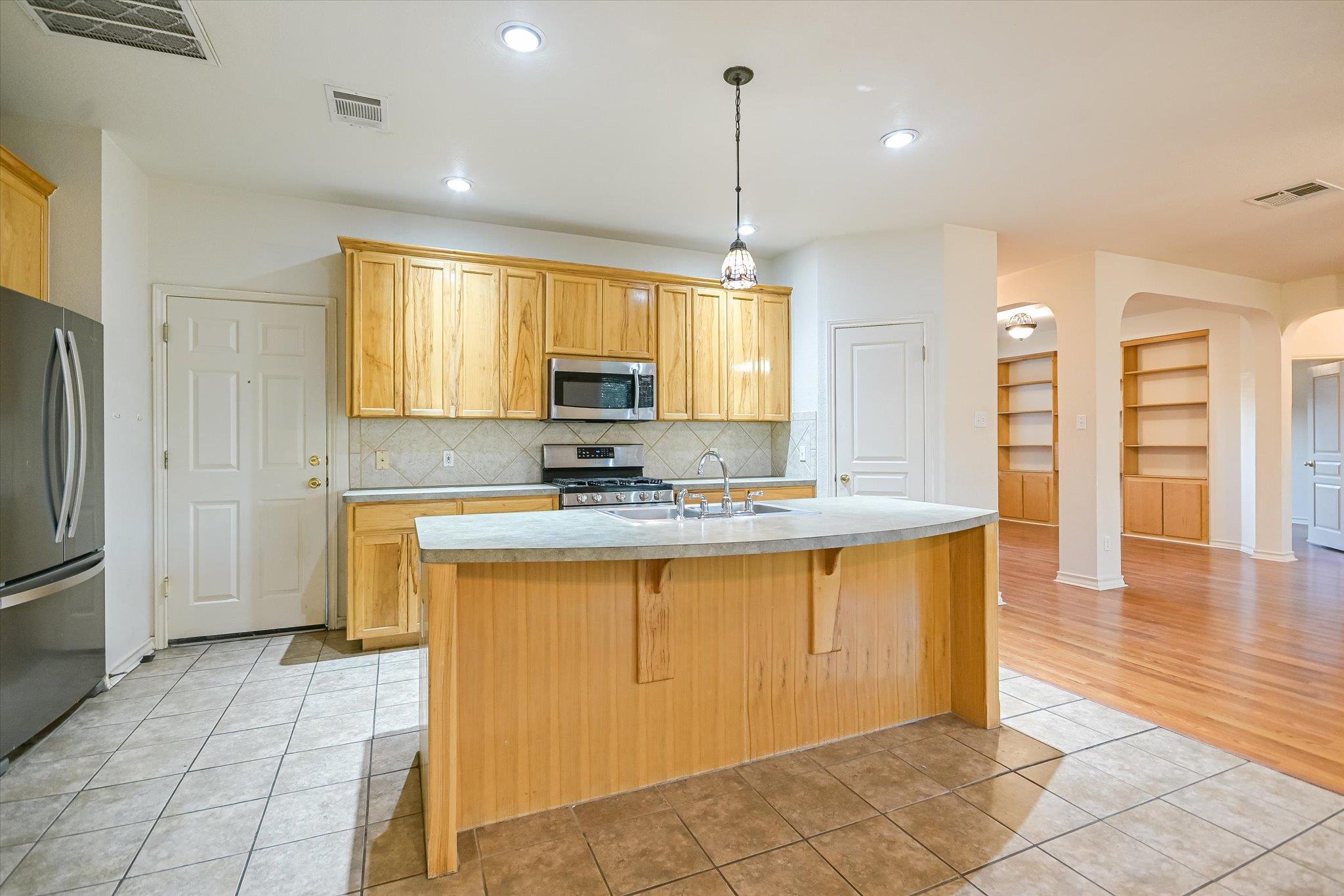 1709 CHALICE Cv, Round Rock, TX 78665