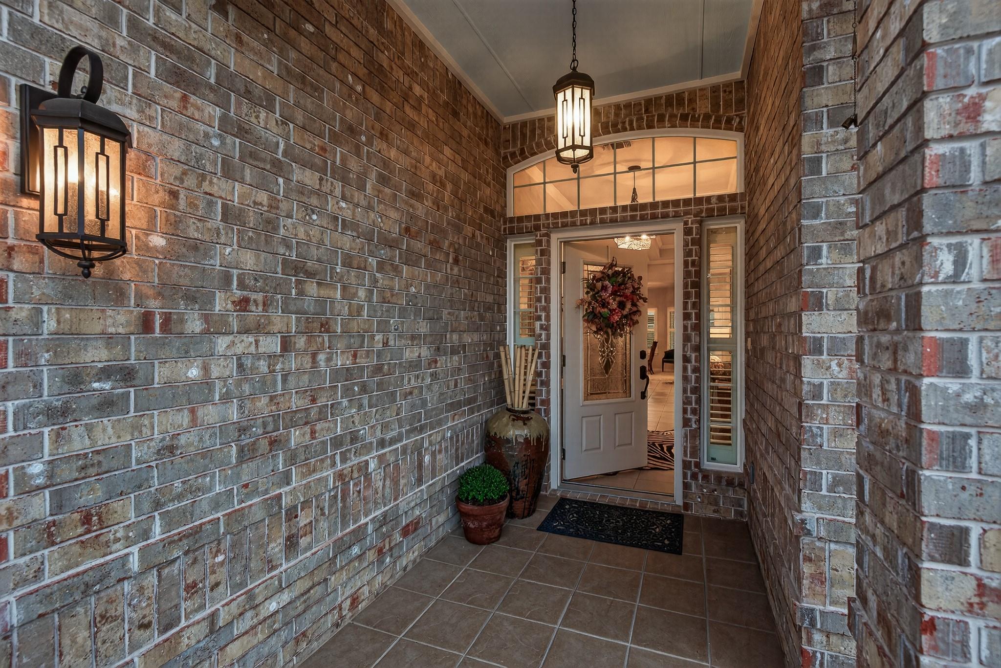 20 Augusta Dr, Meadowlakes, TX 78654