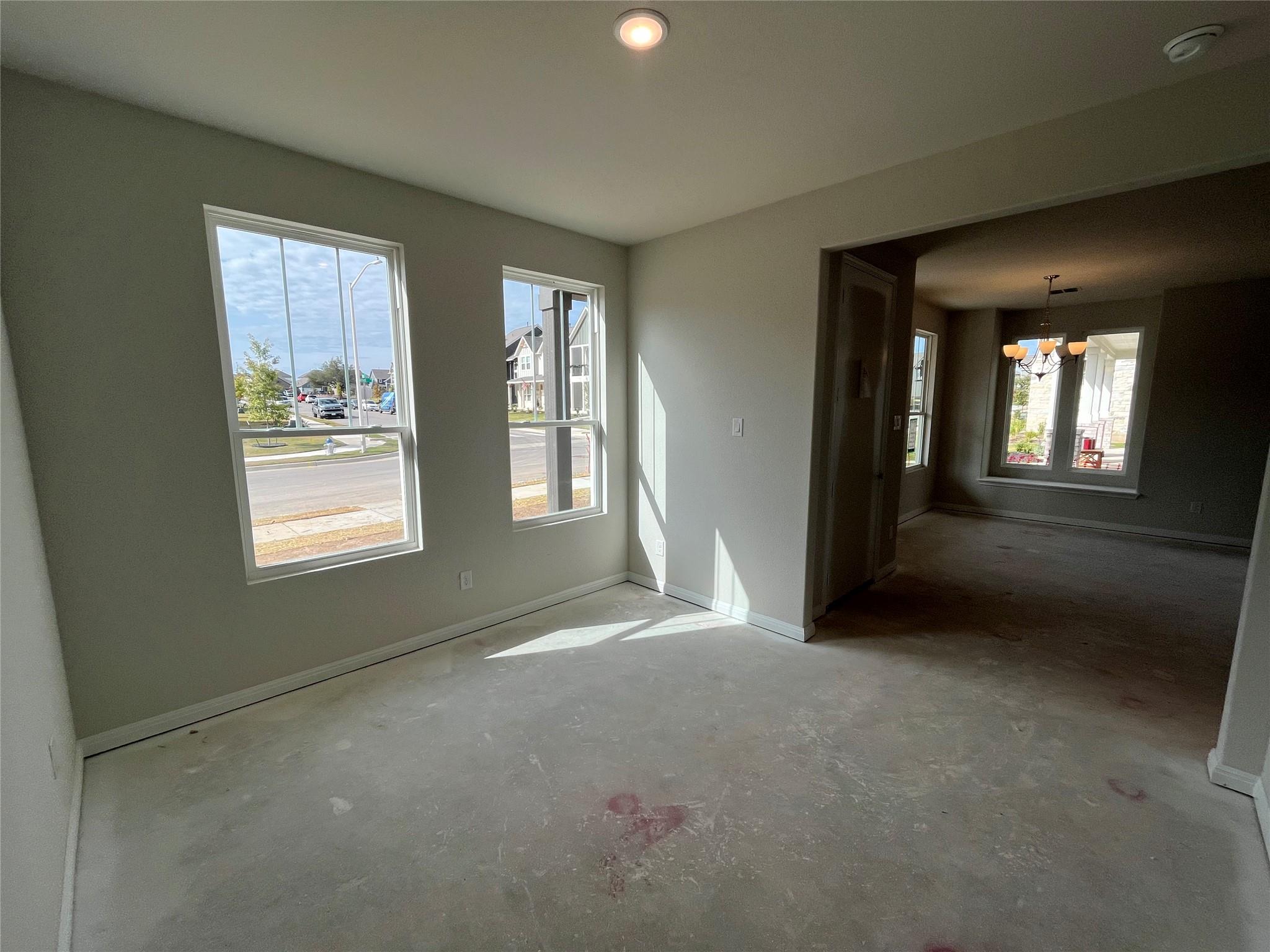 120 Barret Dr, Liberty Hill, TX 78642