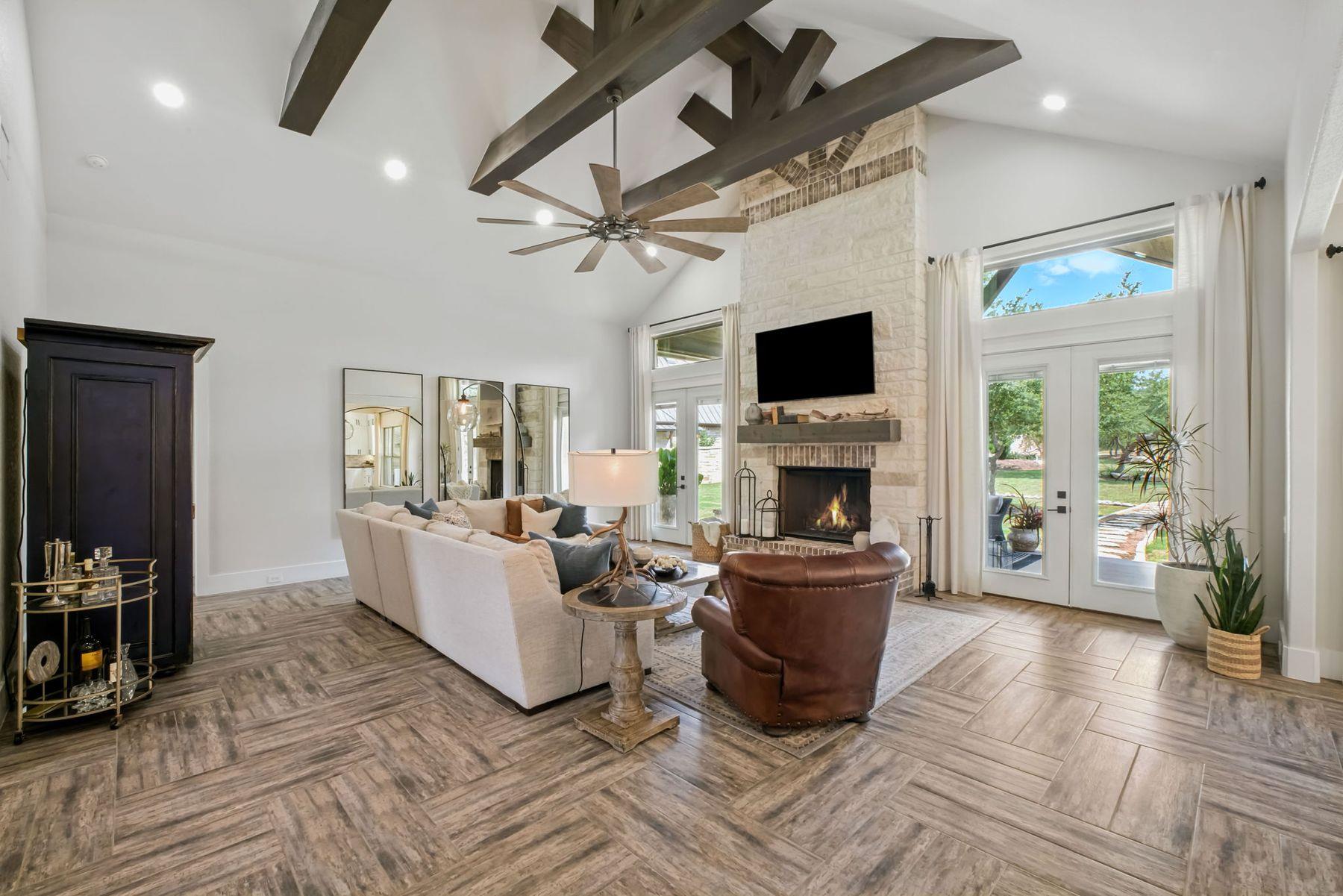 967 Belle Oaks Blvd Blvd, Bulverde, TX 78163