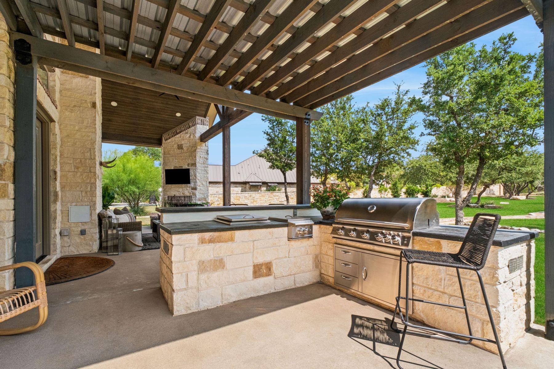 967 Belle Oaks Blvd Blvd, Bulverde, TX 78163