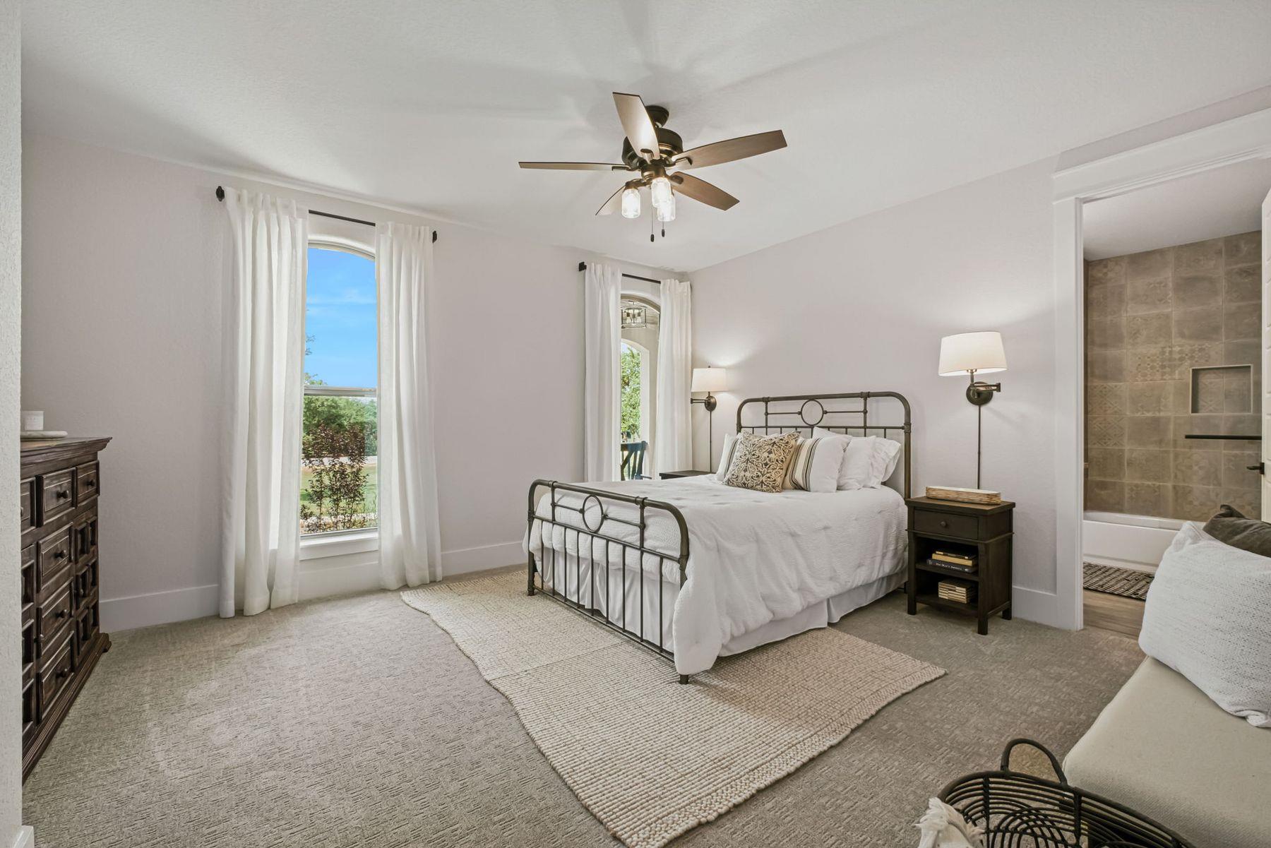 967 Belle Oaks Blvd Blvd, Bulverde, TX 78163