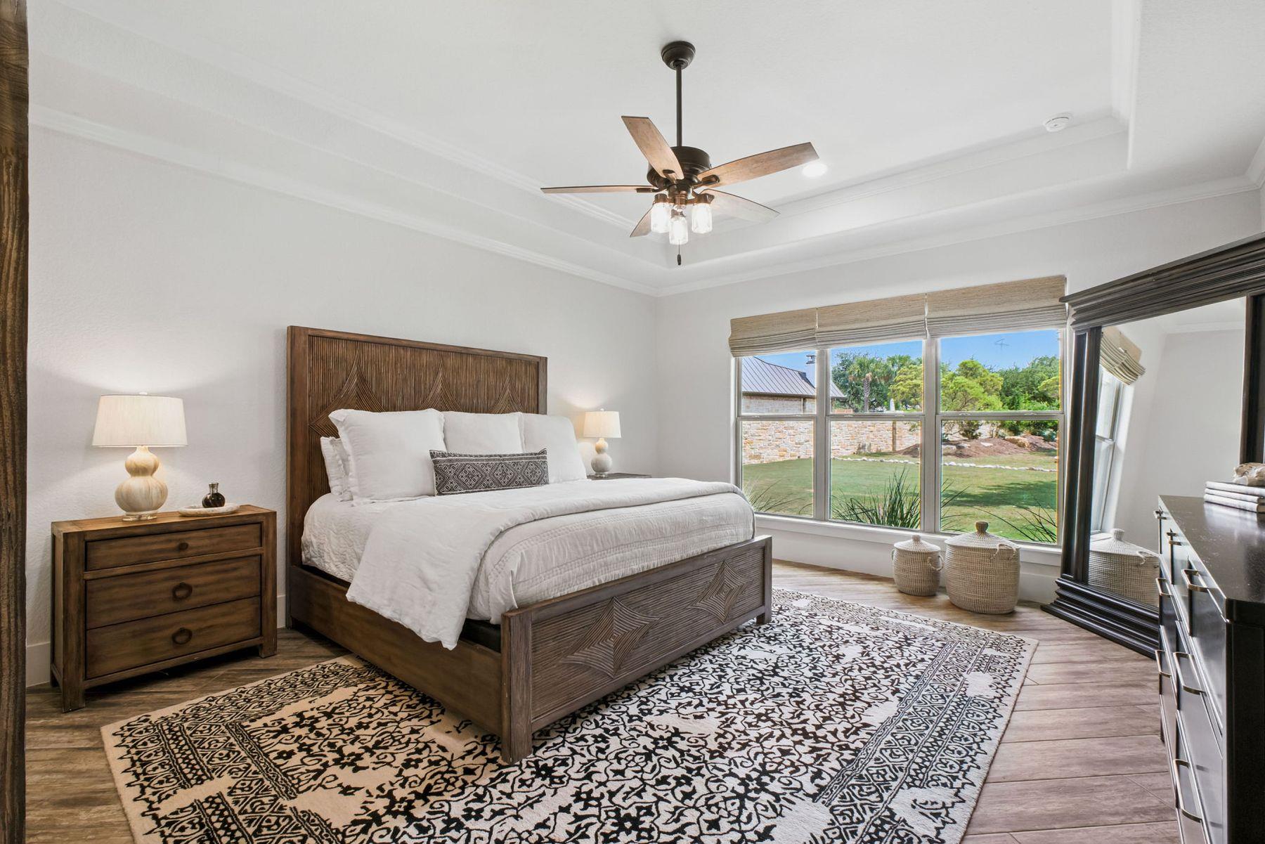 967 Belle Oaks Blvd Blvd, Bulverde, TX 78163