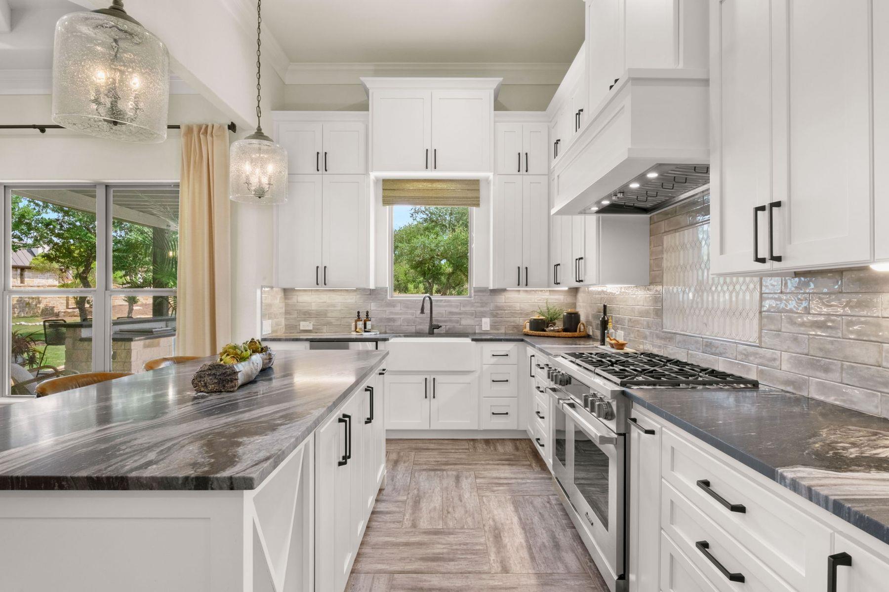 967 Belle Oaks Blvd Blvd, Bulverde, TX 78163