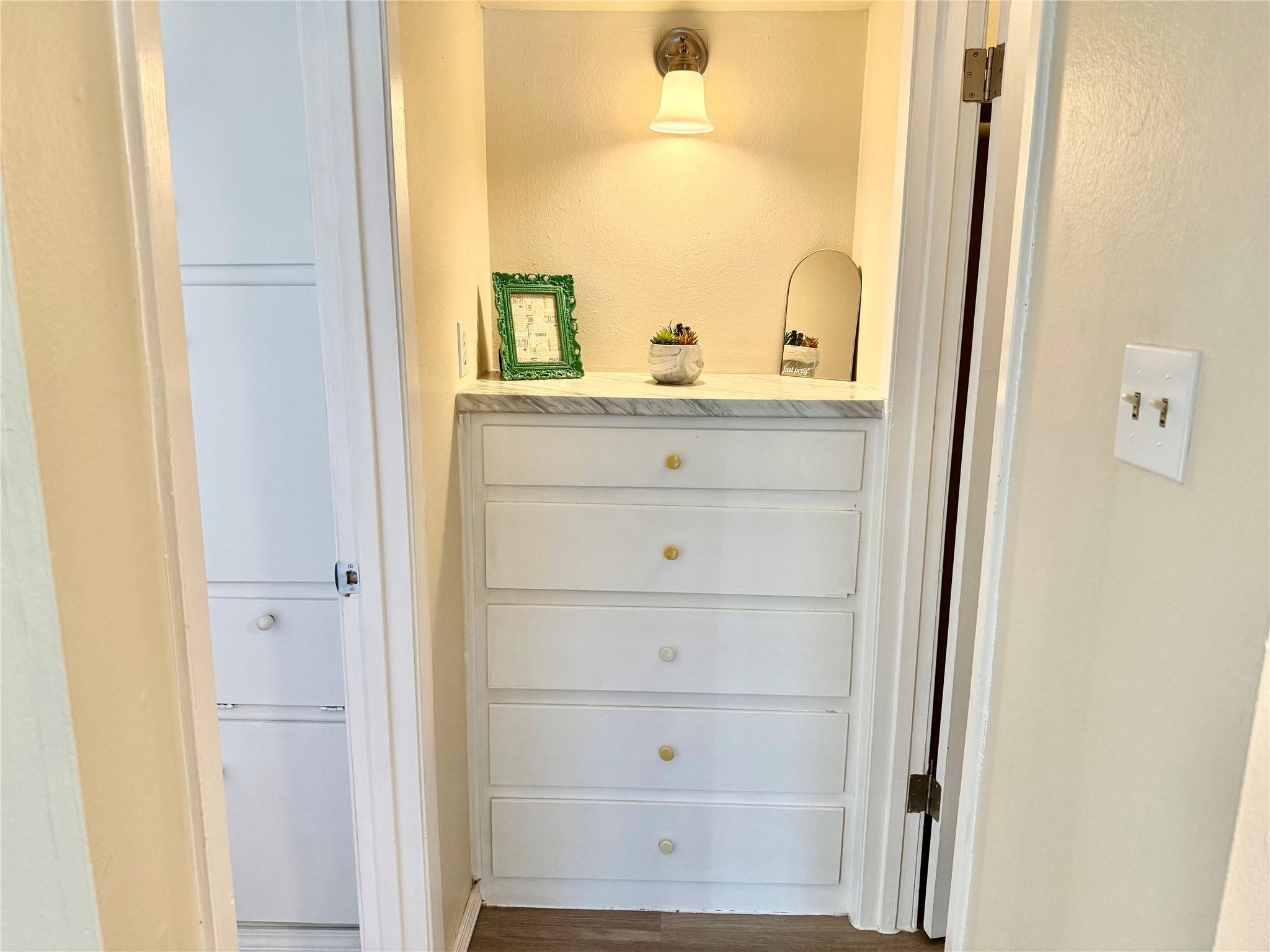 1000 W 26th St # 107, Austin, TX 78705