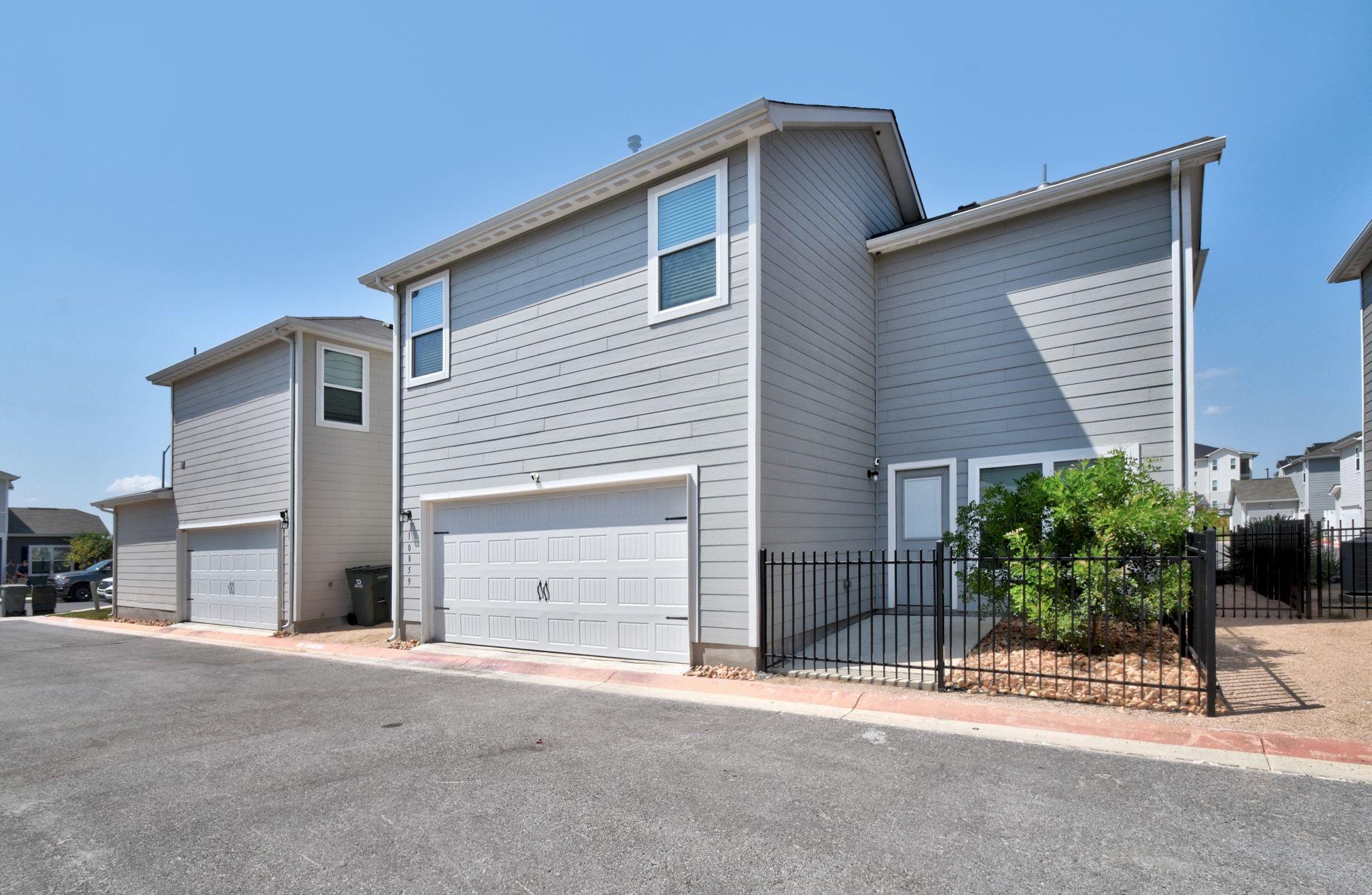 10859 Emerick St, San Antonio, TX 78252