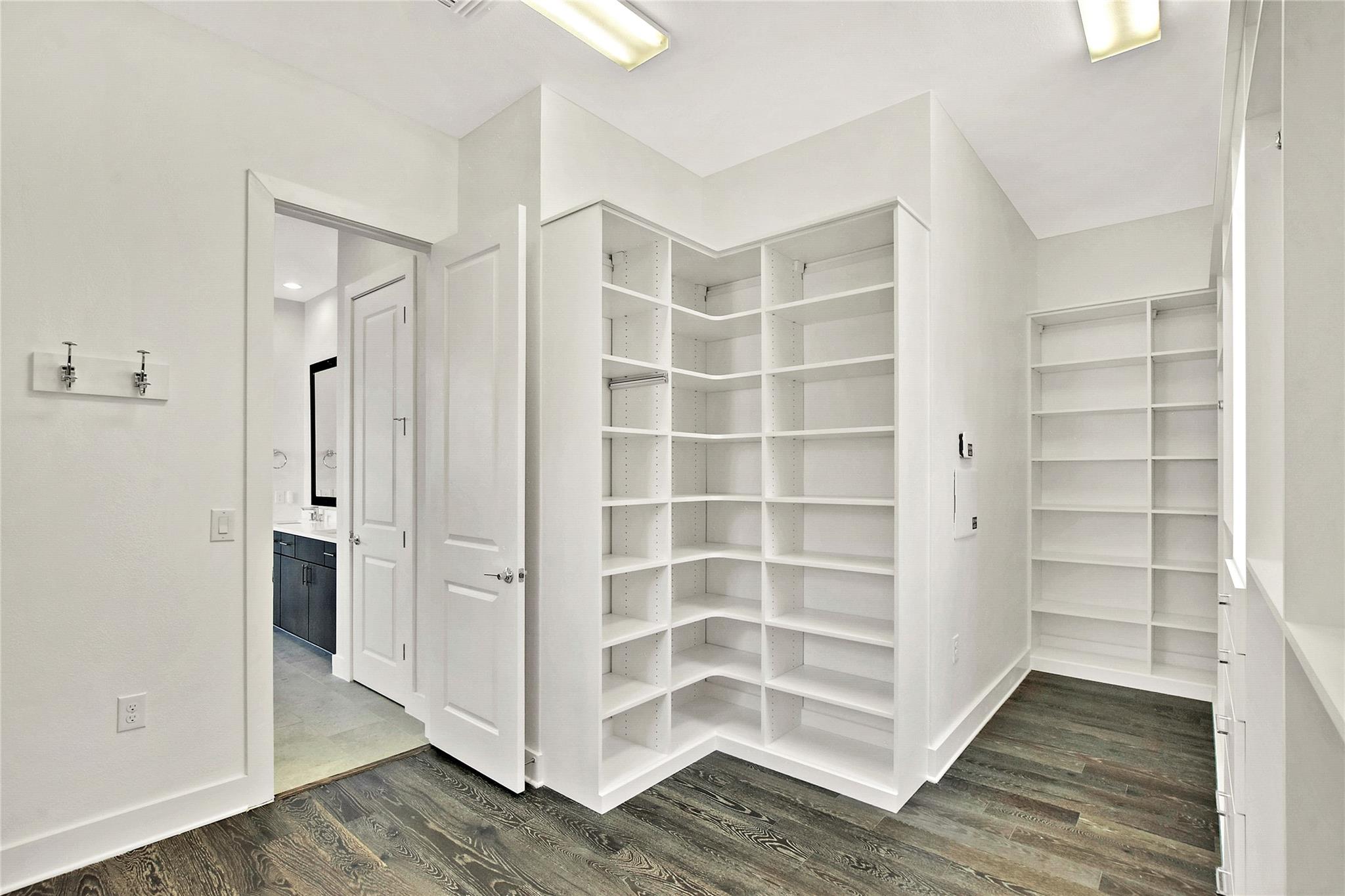 1301 Town Creek Dr # 1, Austin, TX 78741