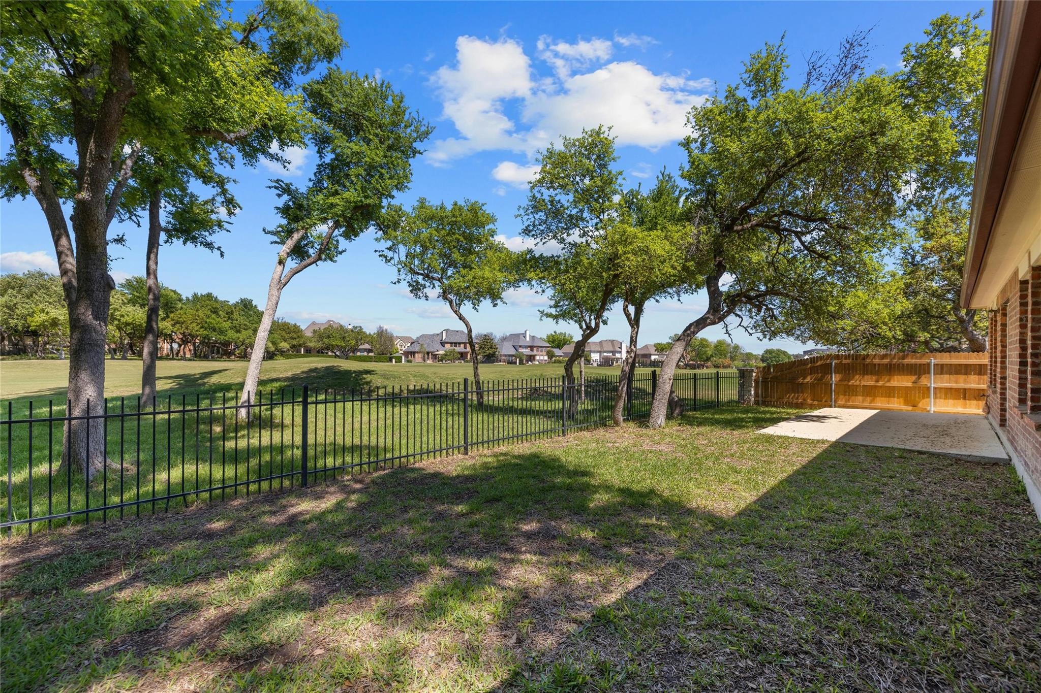 3816 Harvey Penick Dr, Round Rock, TX 78664